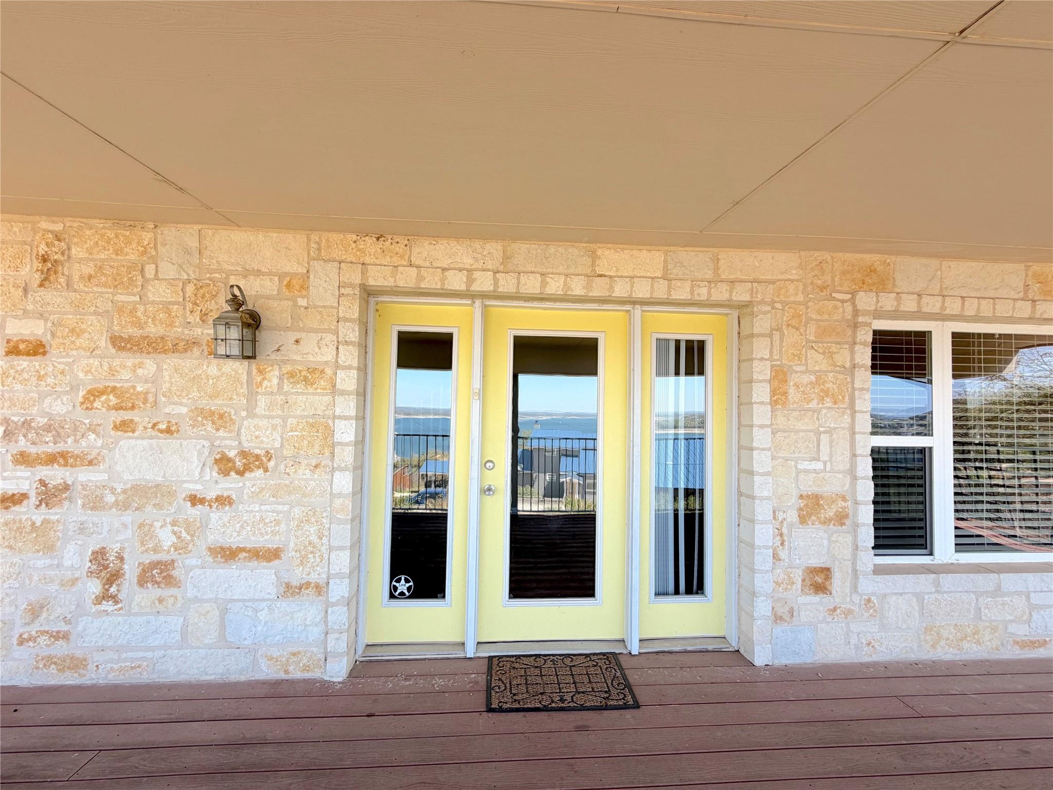 1210 Skyline DR — photo 5