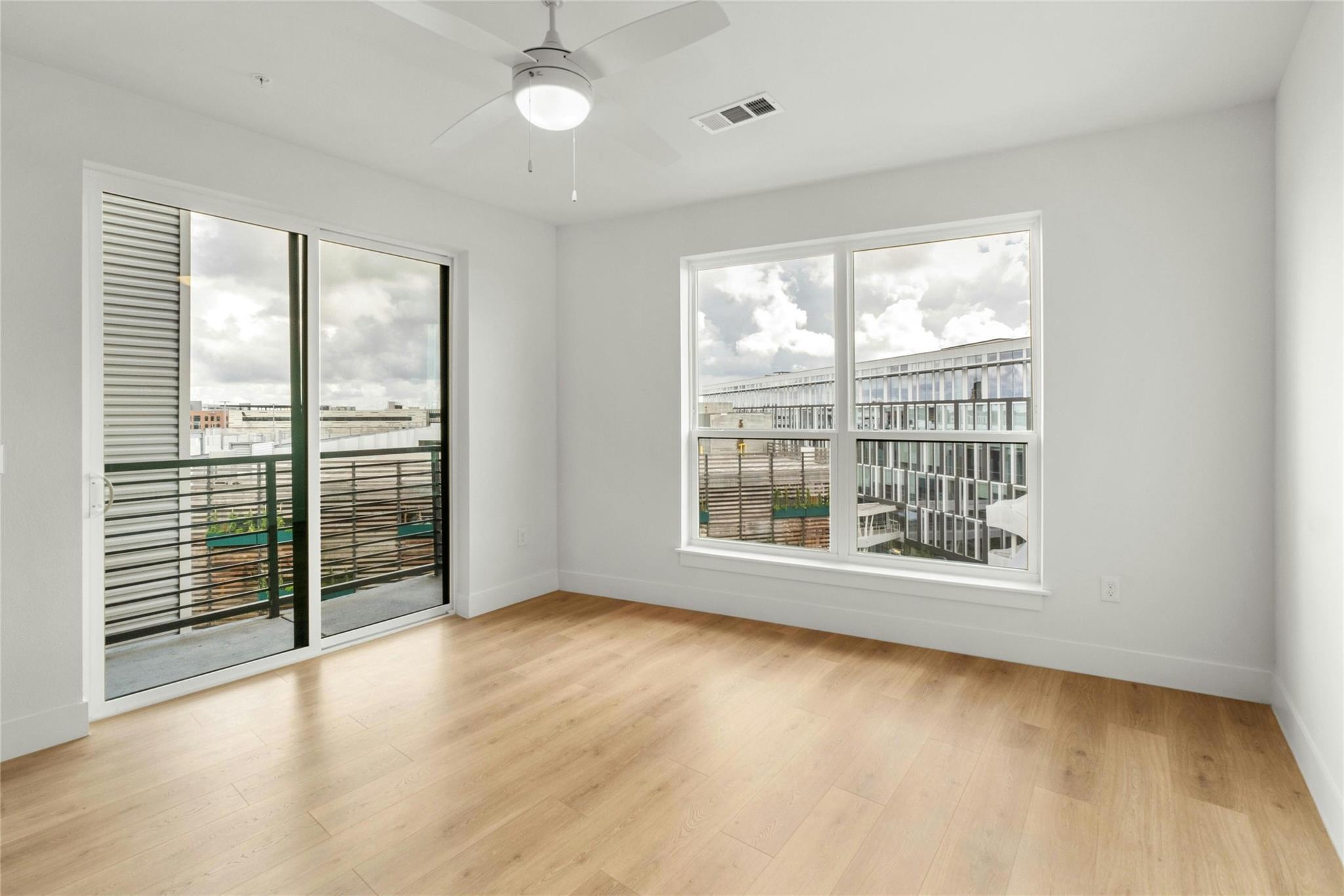 1701 Simond Ave #644 — photo 4