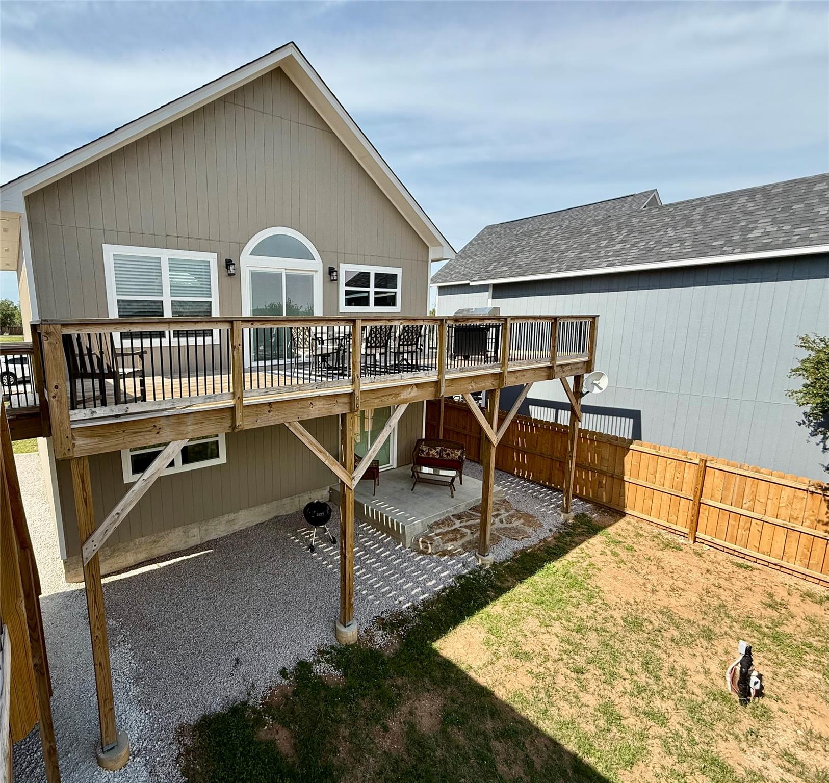 618 Hill ST — photo 4