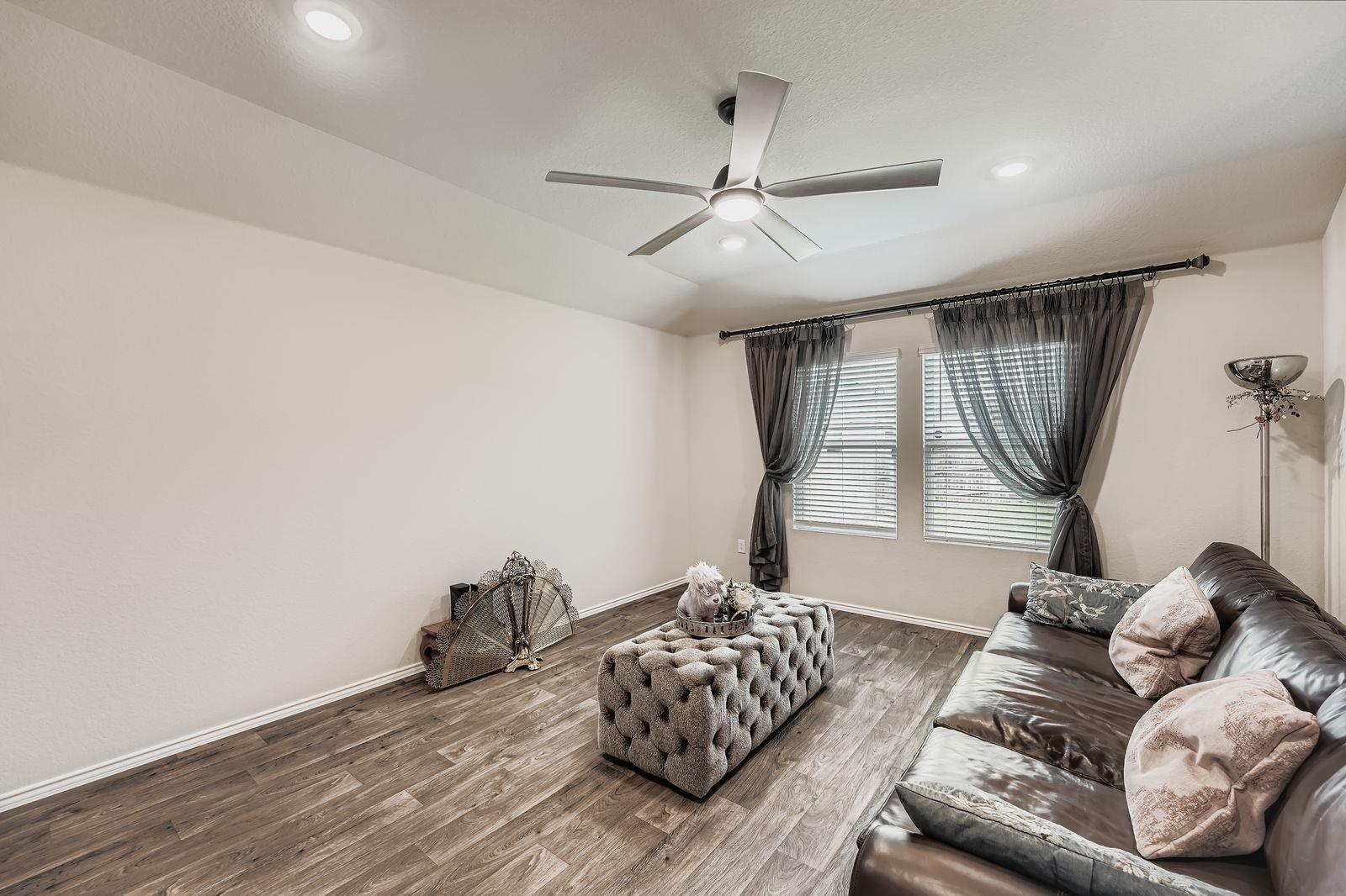 6008 Shanjia DR — photo 4