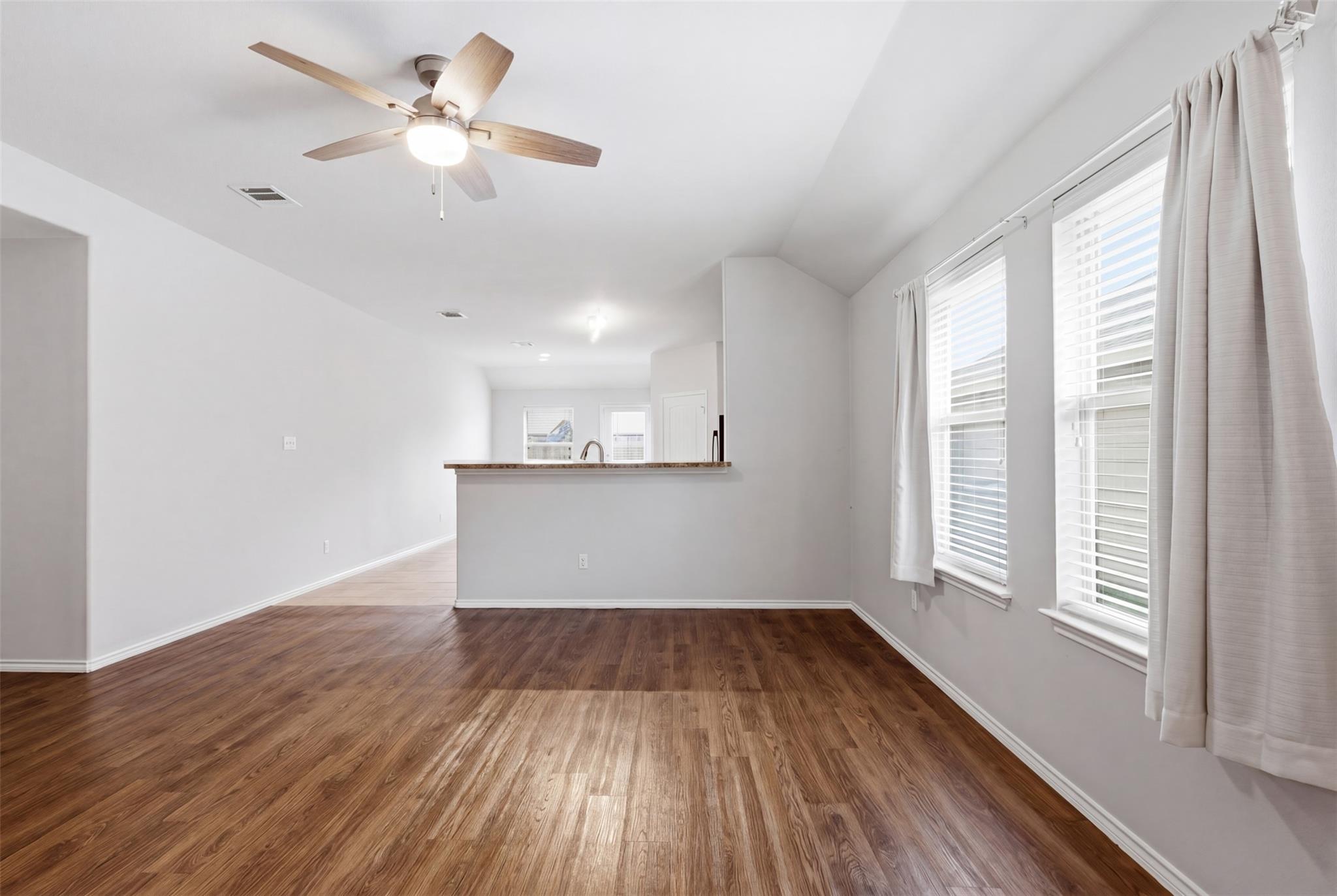 18420 Cloudmore LN — photo 4