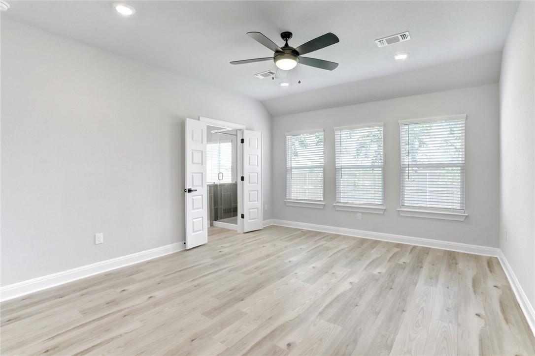 115 Red Oak PL — photo 5