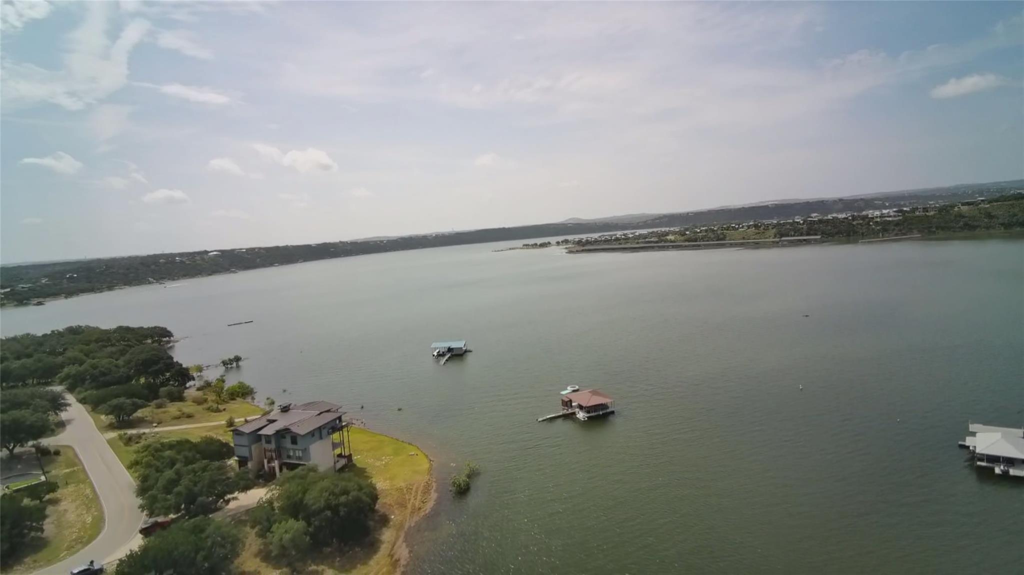 2900 Constitution DR — photo 4