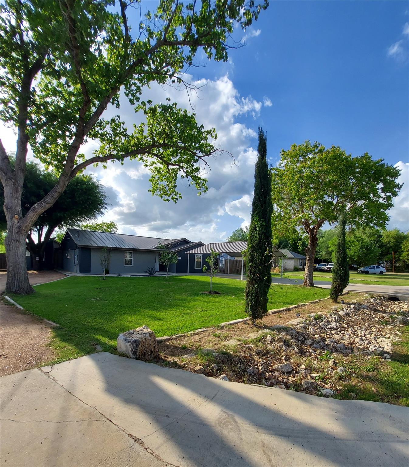 209 Green Pasture — photo 4
