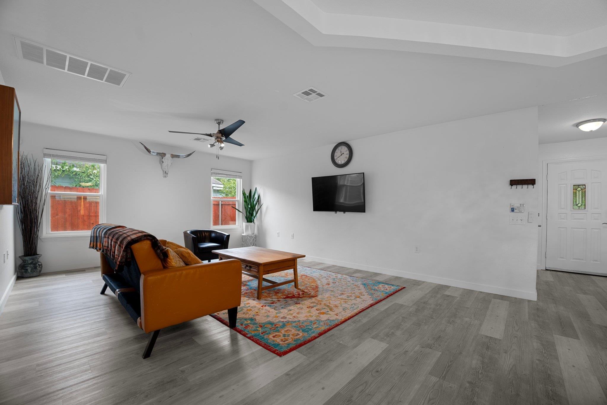 7625 Cayenne LN — photo 4