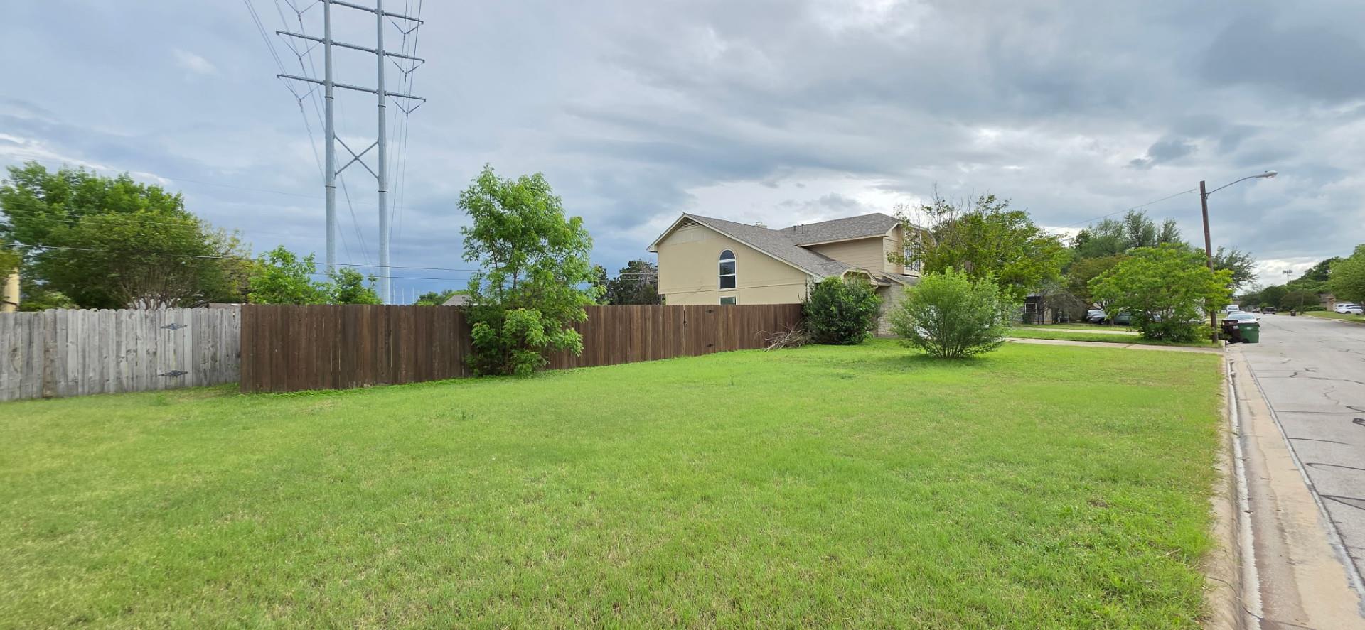 1701 Hunters TRL — photo 3