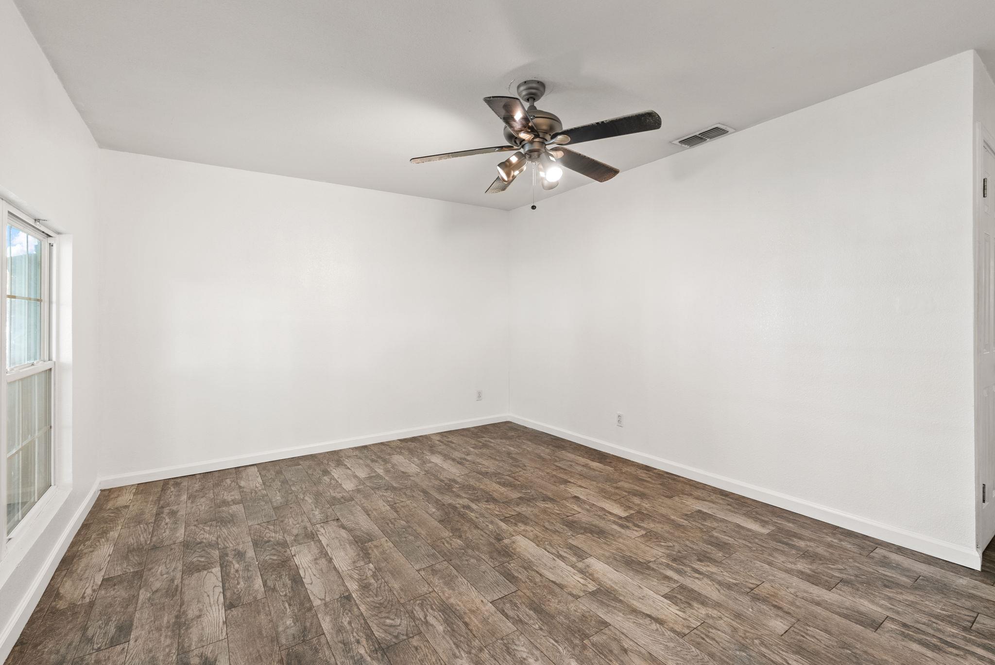 5803 Wellington DR #B — photo 5