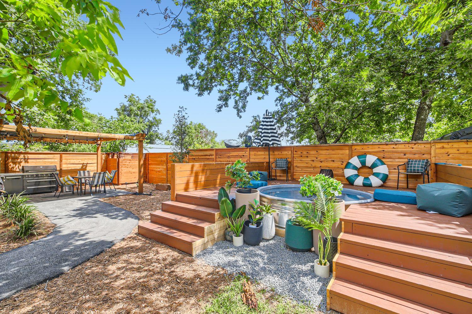 852 Houston Ave — photo 5