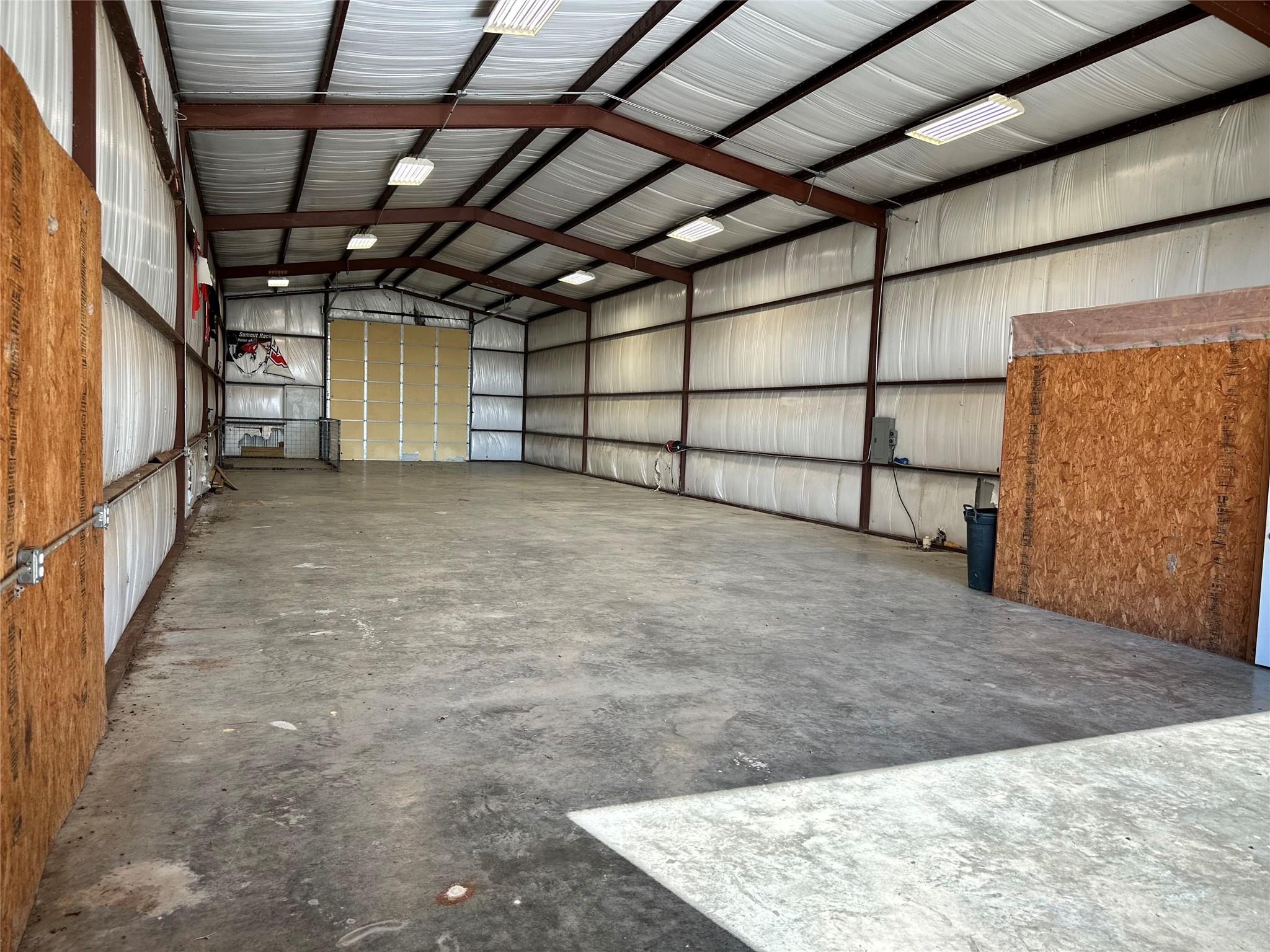 5357 Fm 908 — photo 3