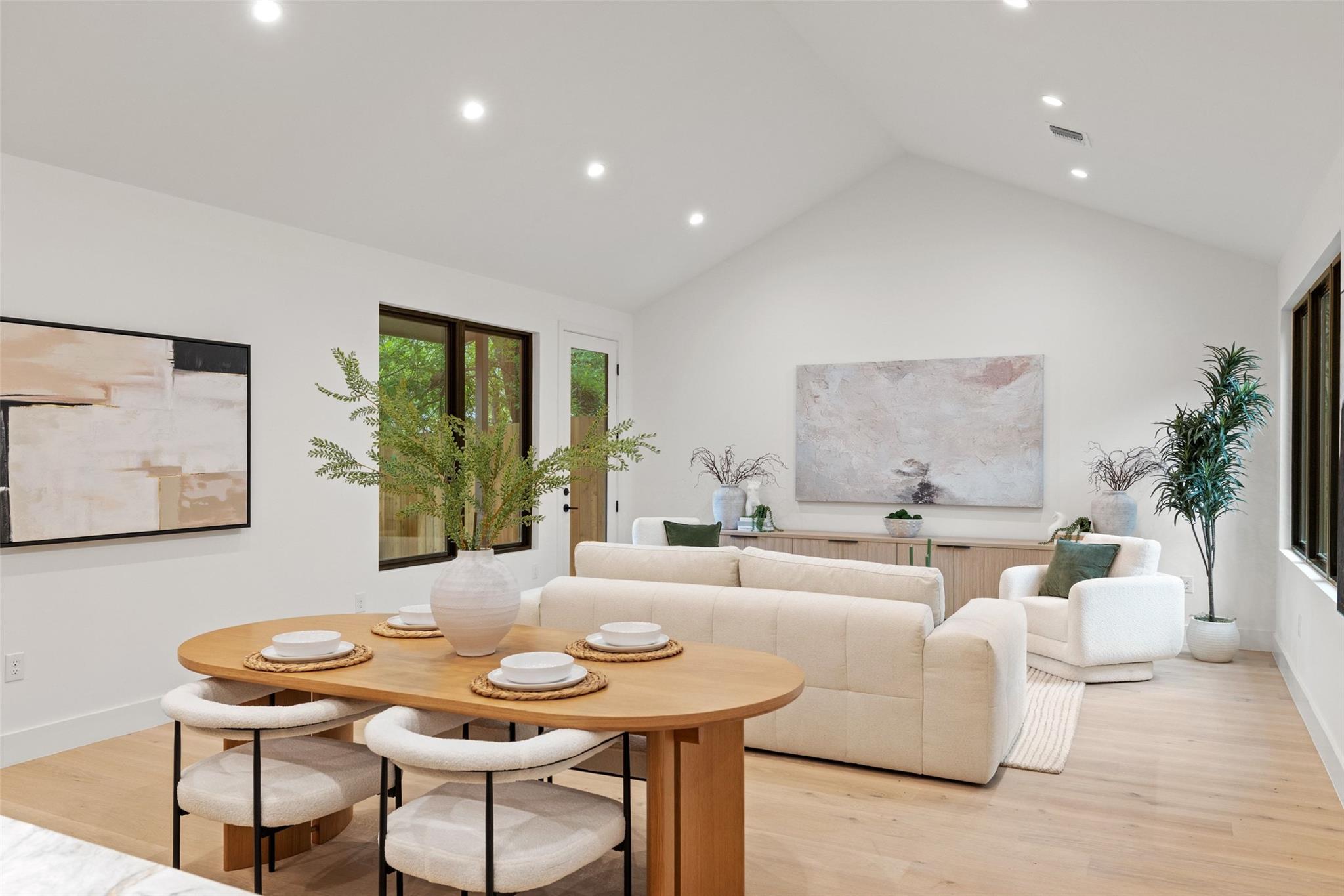 2611 Oak Crest Ave #B — photo 4