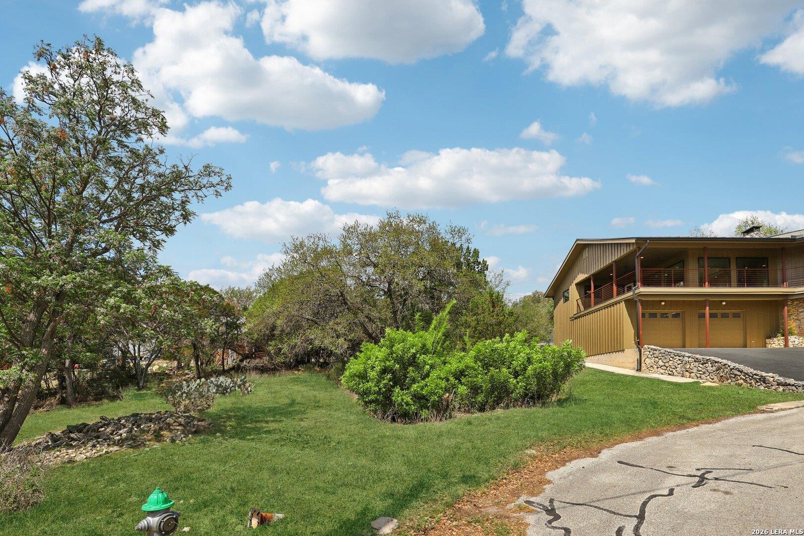 718 Starcrest — photo 4