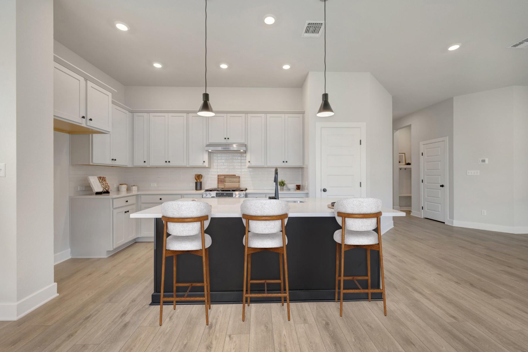 311 Flowering Senna DR — photo 5