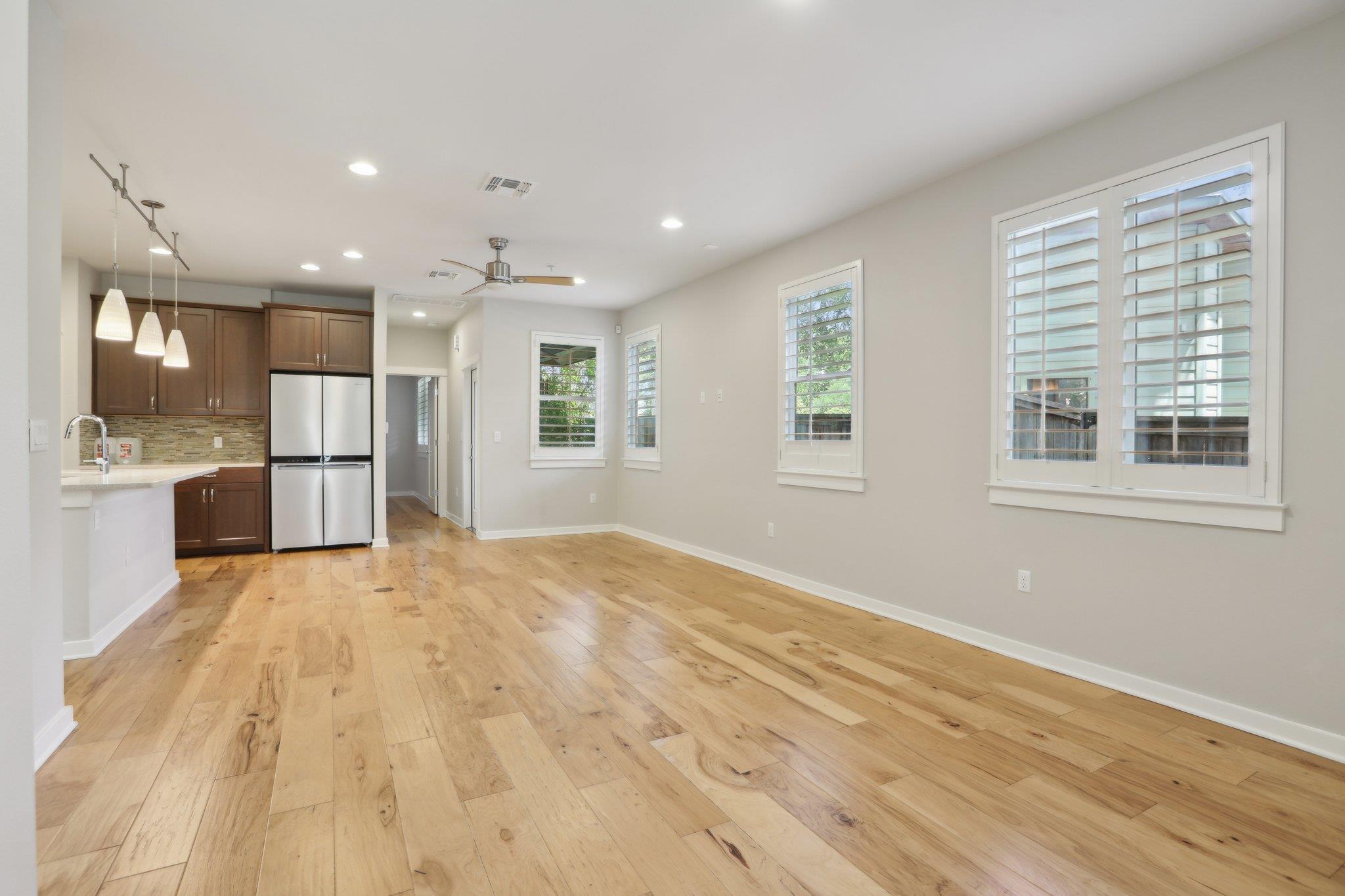 4008 Valley View RD #A — photo 3