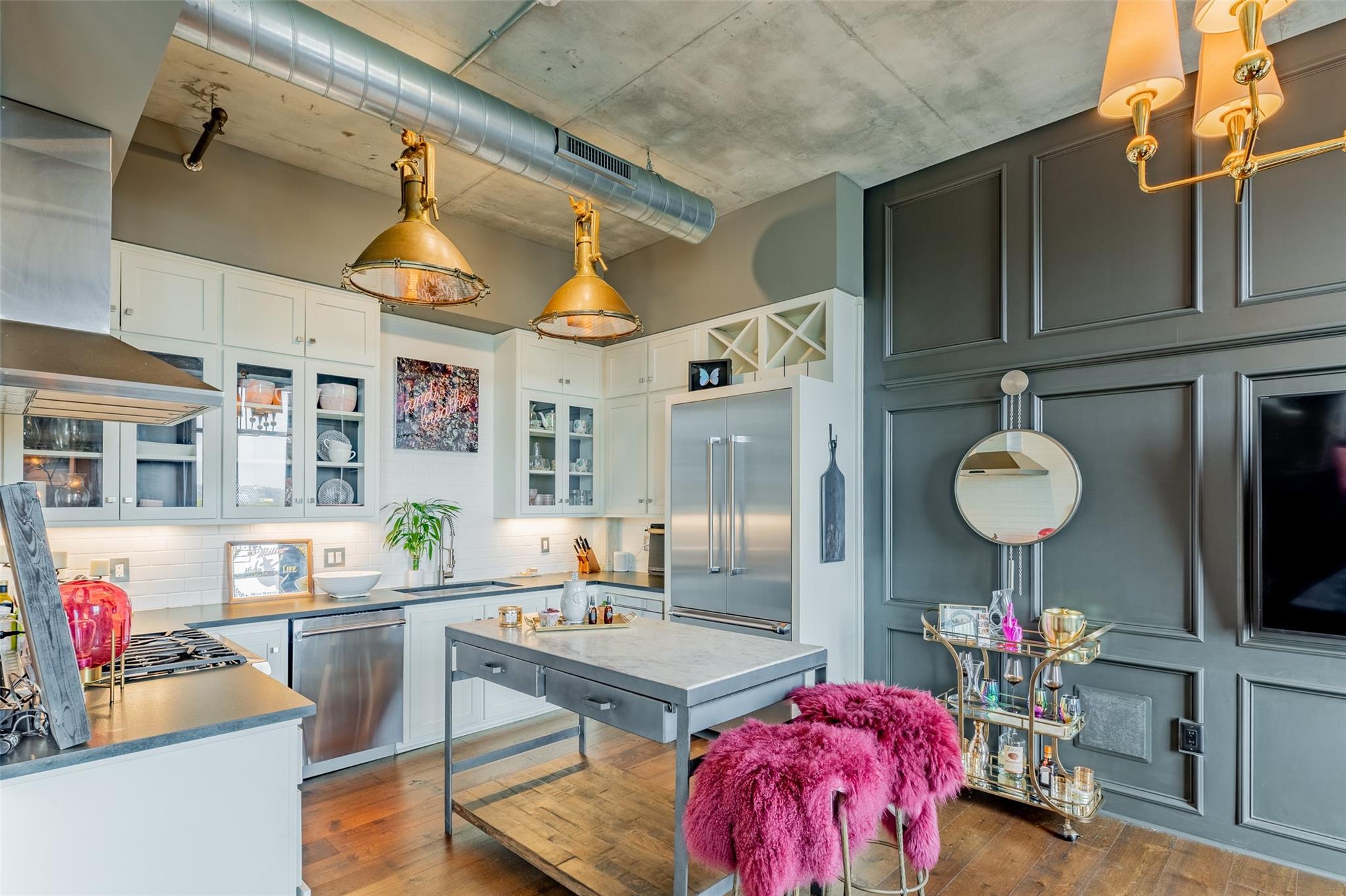 800 5th ST #606 — photo 3