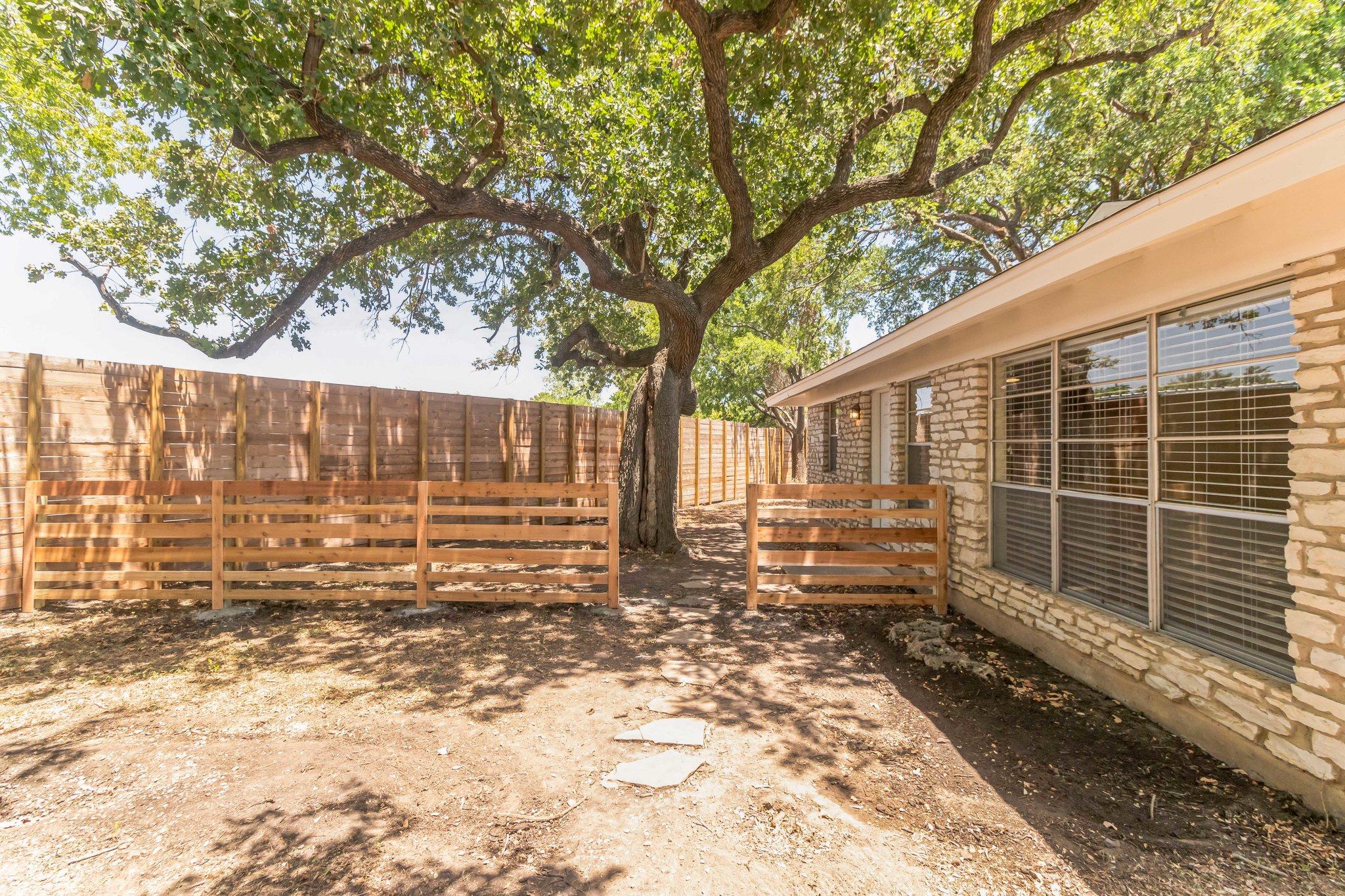 1509 Park LN — photo 4