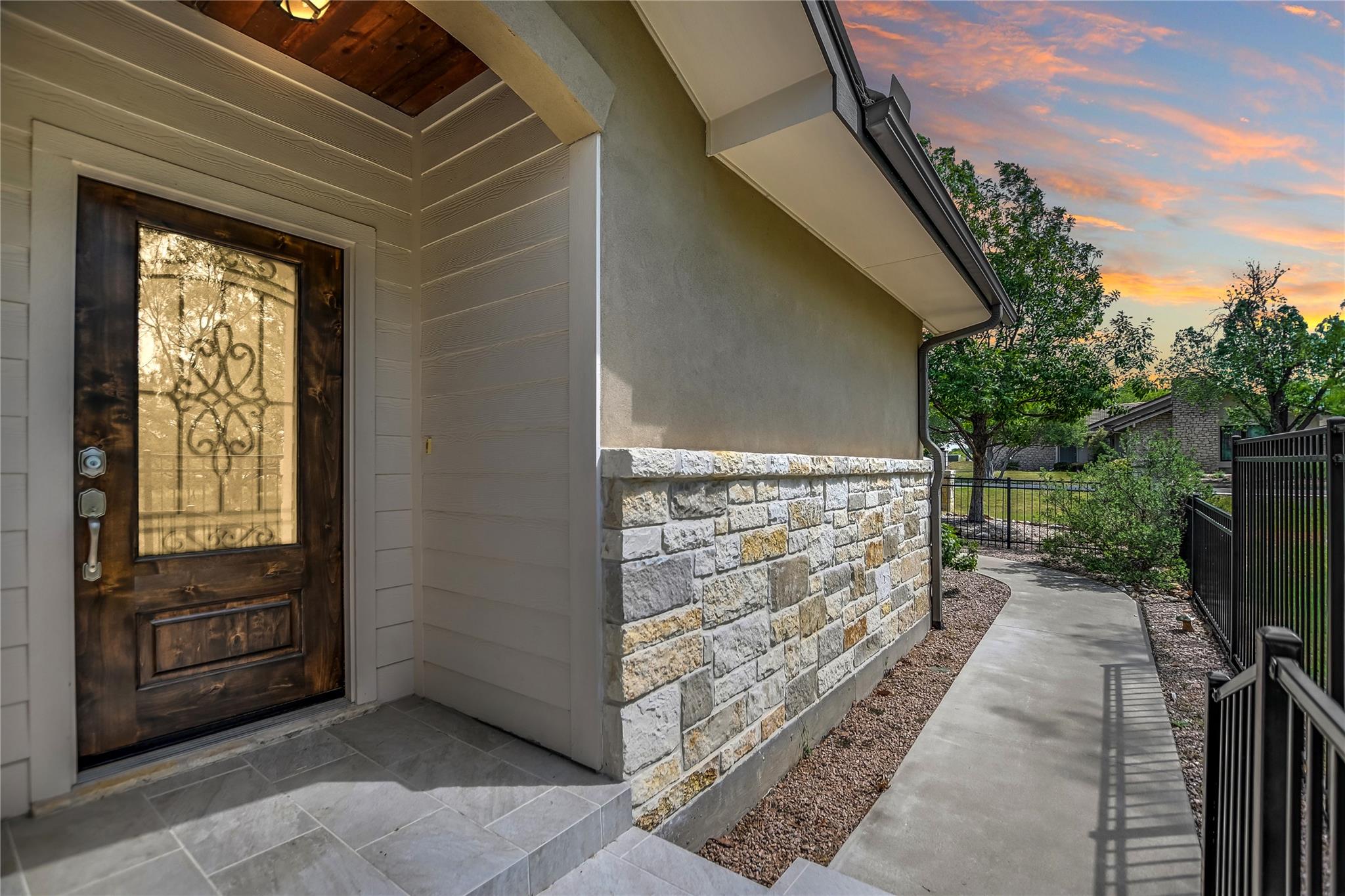 416 Hi CIR #A — photo 4