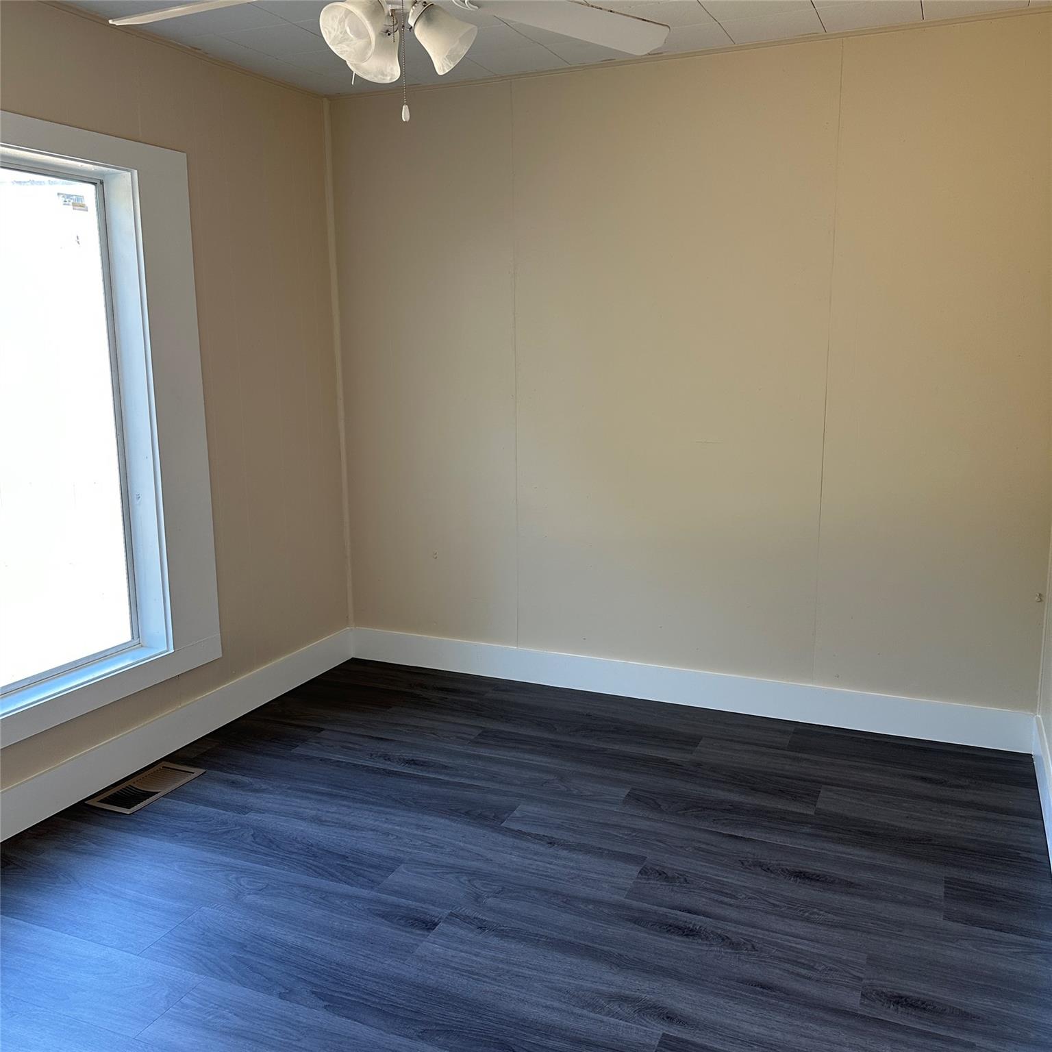 1321 Harris Hill RD — photo 4