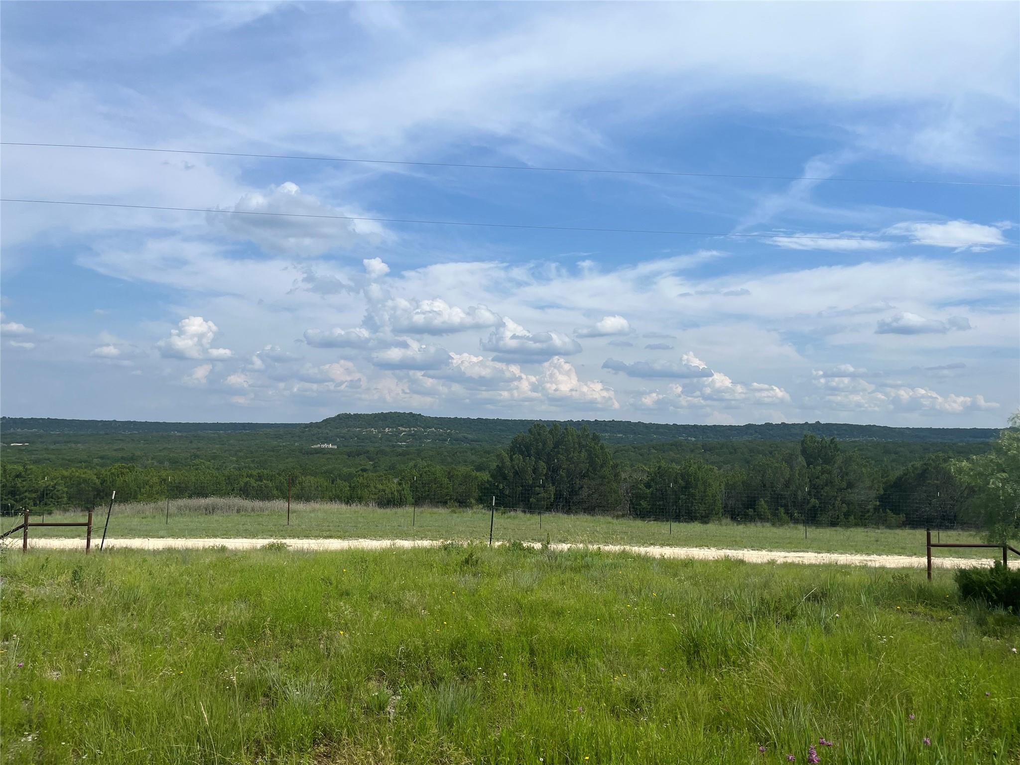 1745 County Road 2773 — photo 3