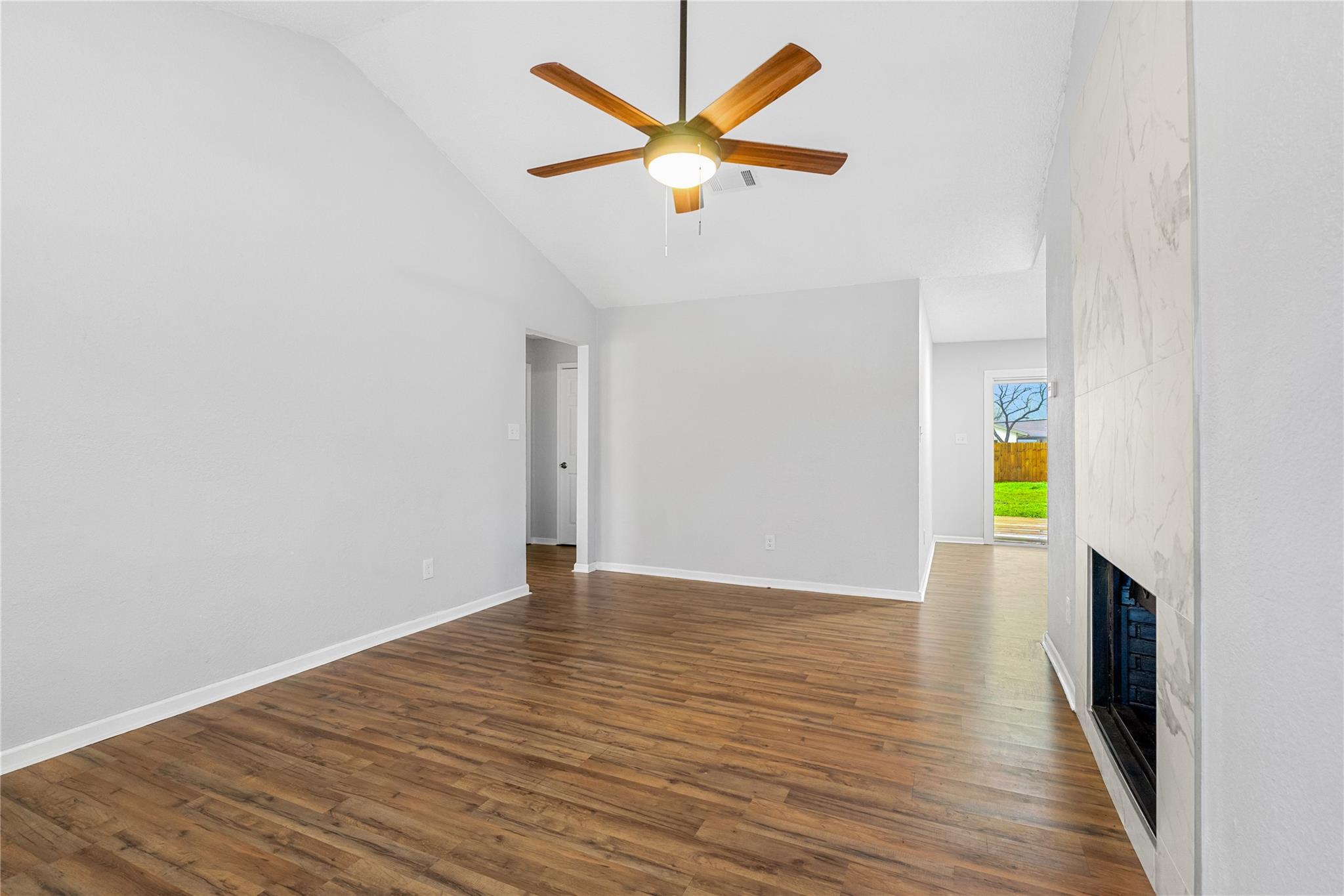 10511 Man O War Ave — photo 3