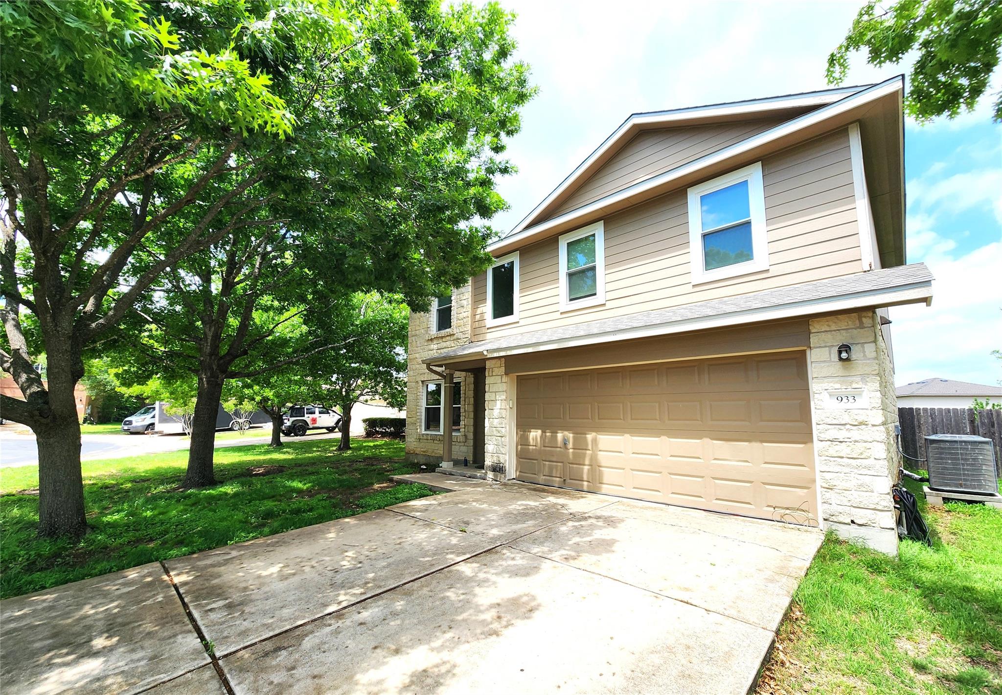 933 Meadow Ridge LOOP — photo 5