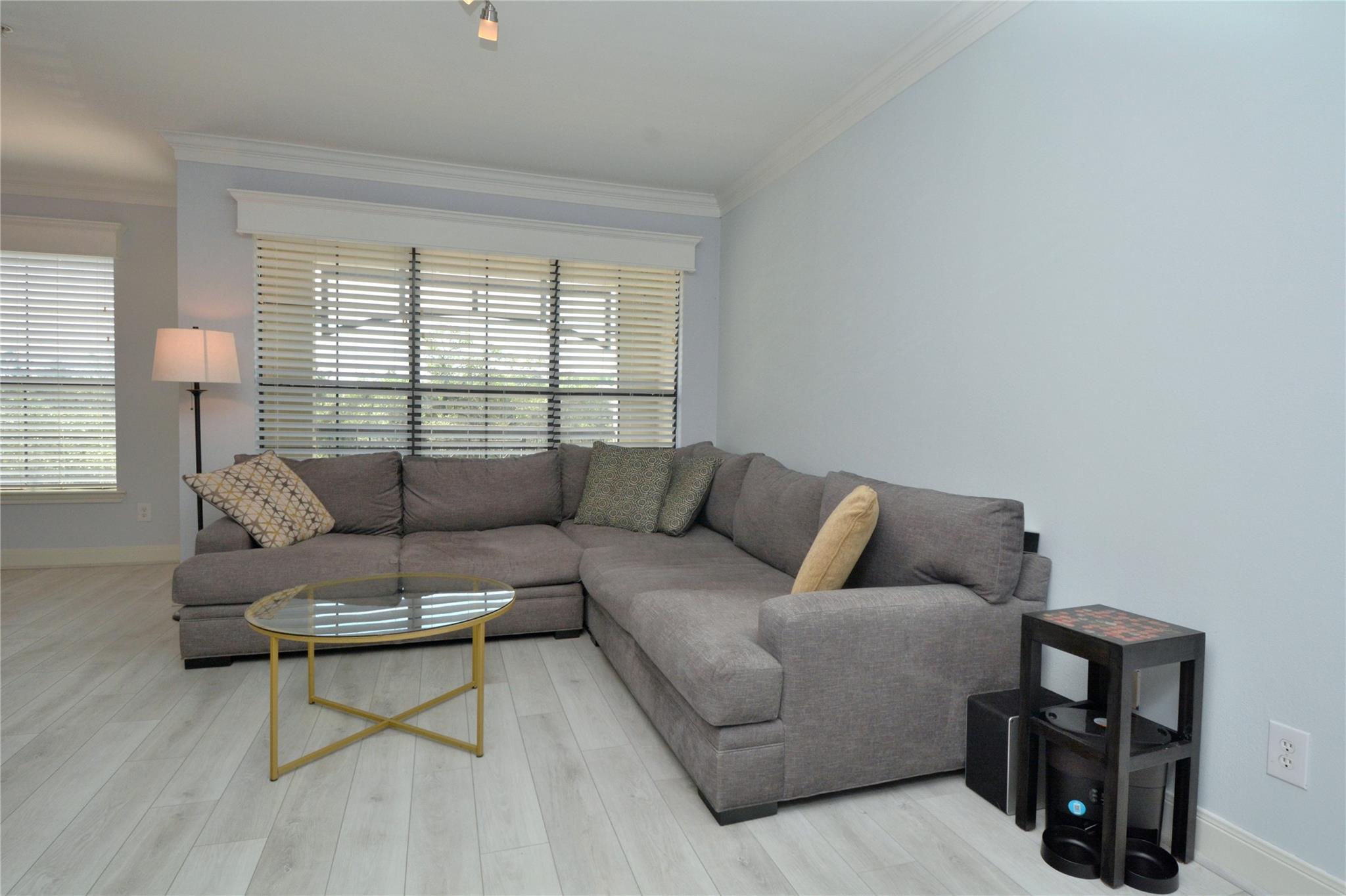7701 RIALTO BLVD #124 — photo 4