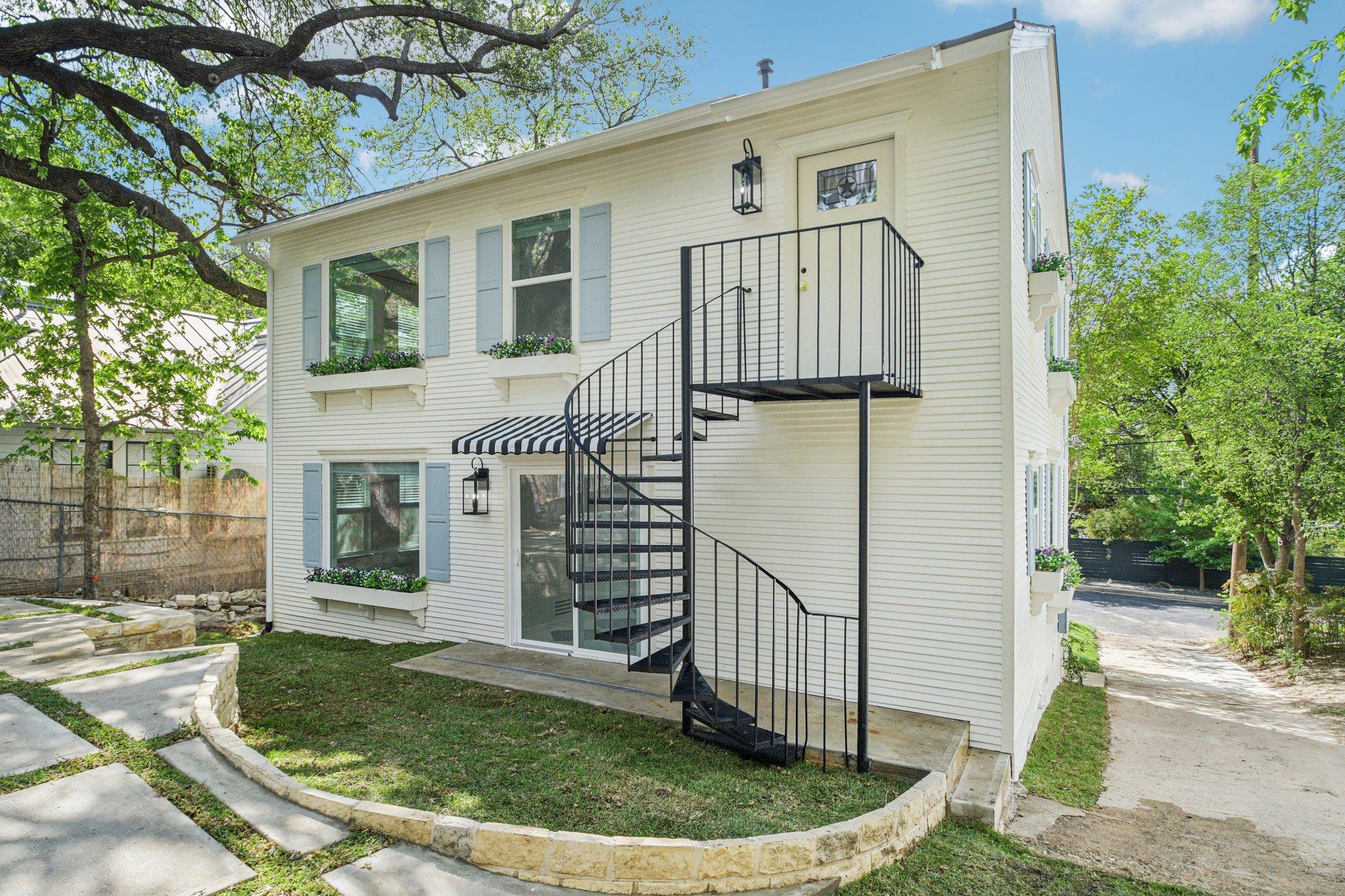 1205 Alta Vista Ave #A — photo 3