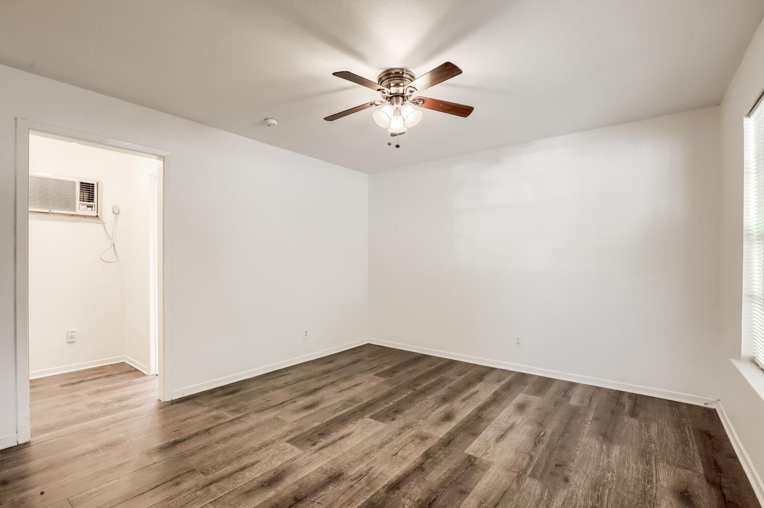 3119 Tom Green ST #2 — photo 3