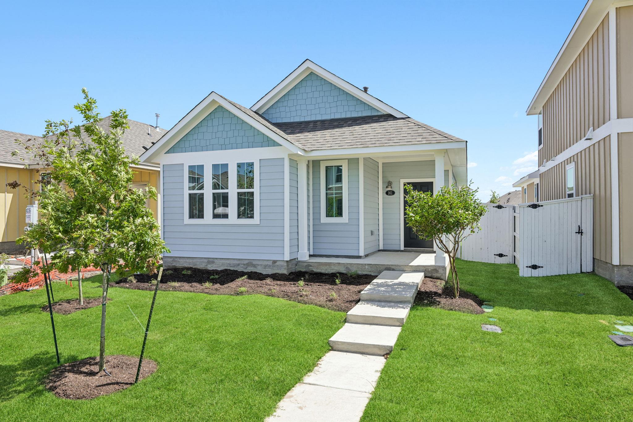 161 Daylily DR — photo 3