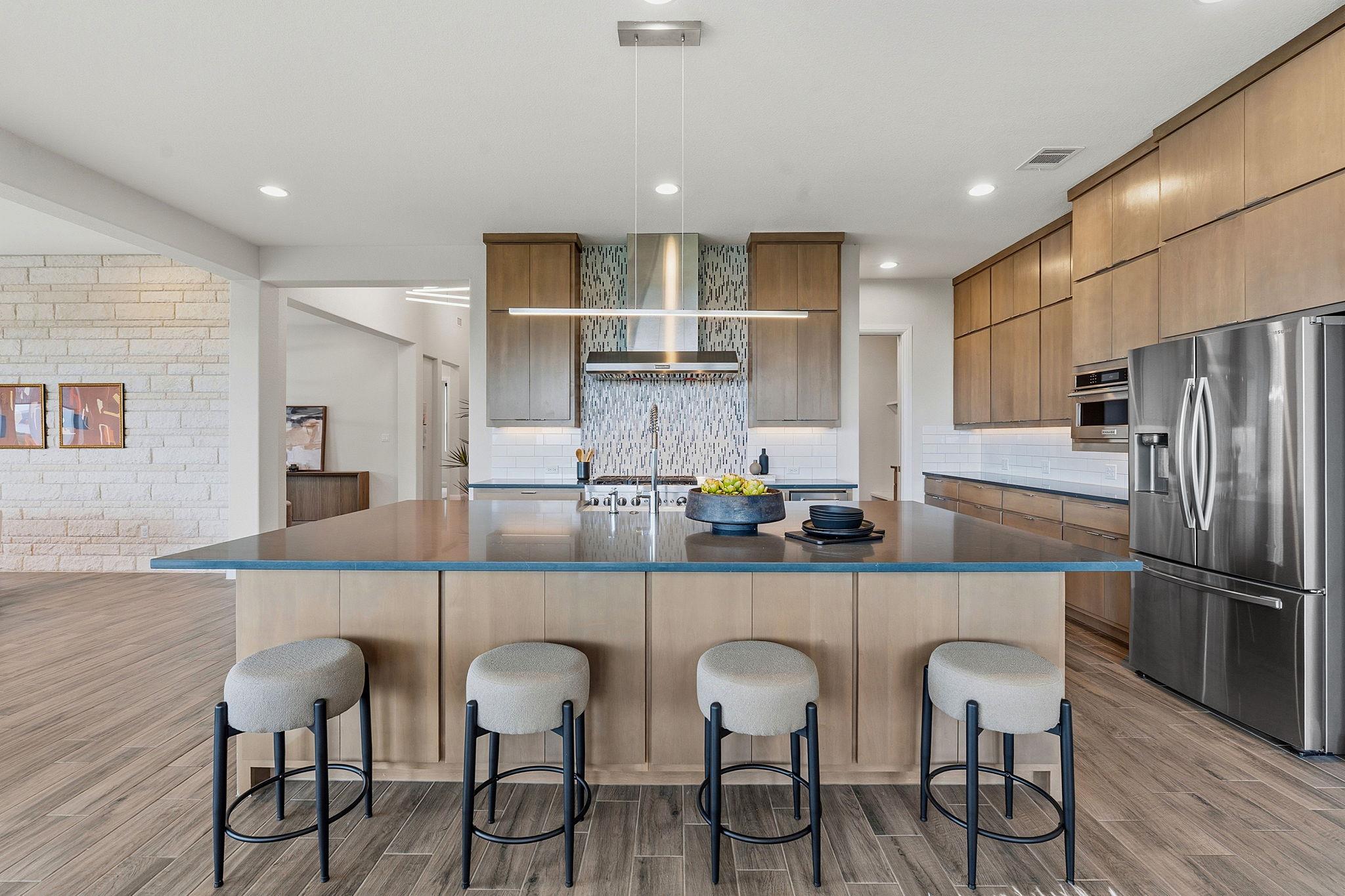2414 Sunset Vista CIR #32 — photo 3
