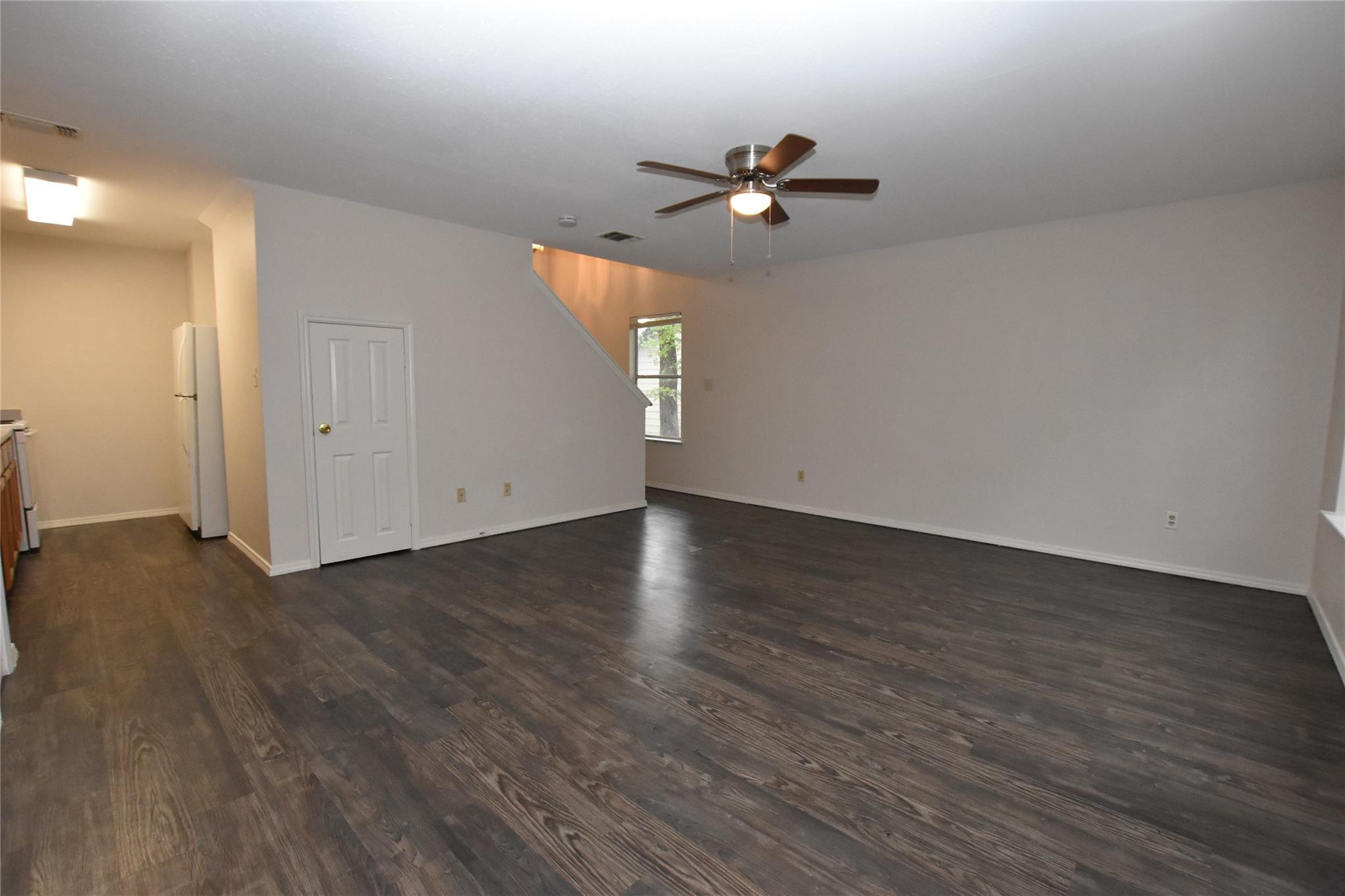 921-923 Sagewood TRL — photo 4