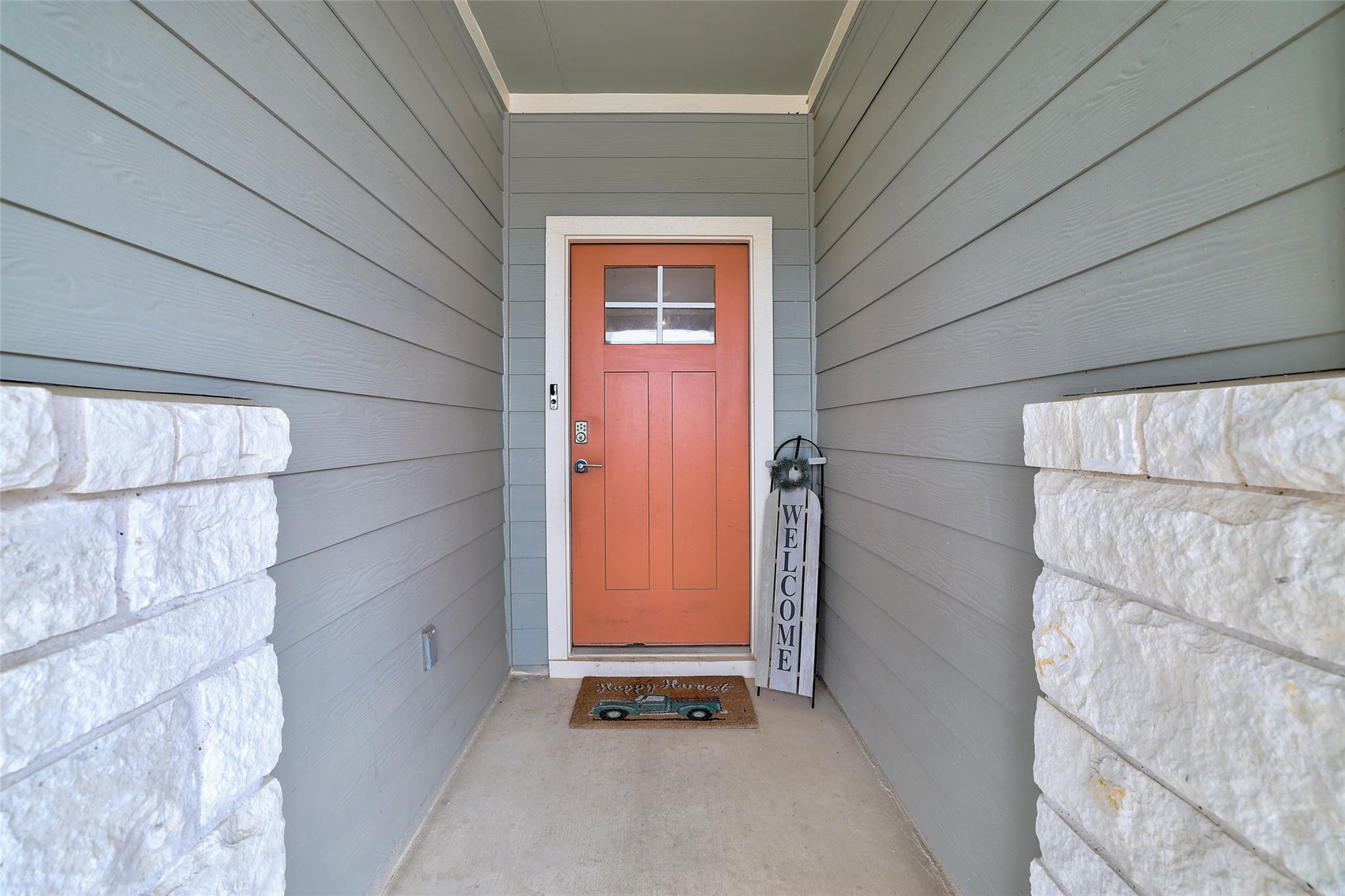213 Florenz LN — photo 4