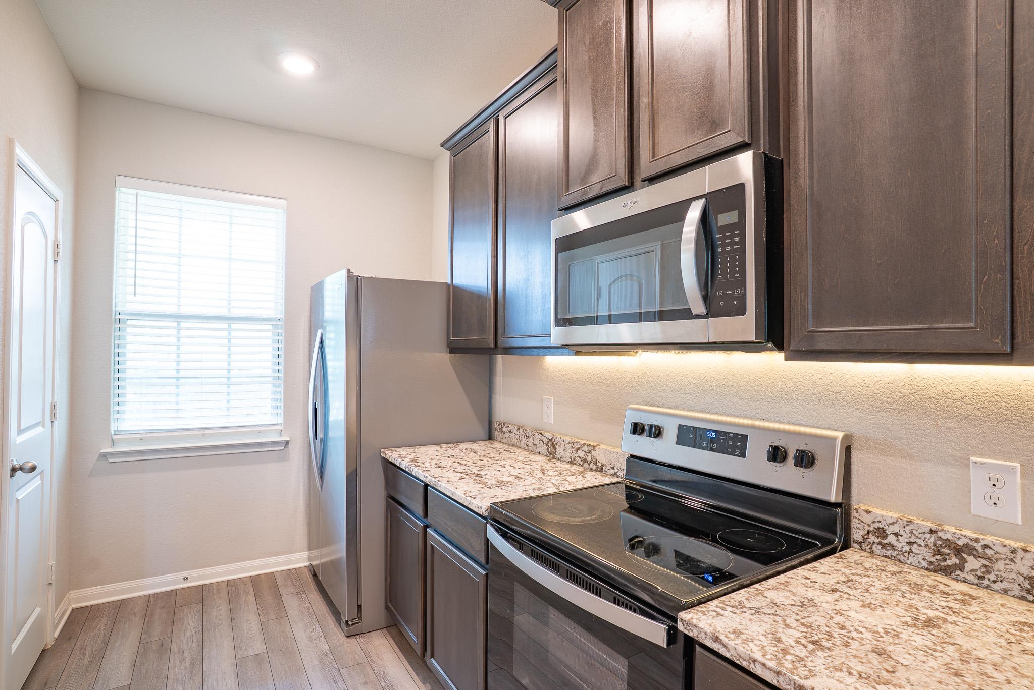 212 Star Spangled DR — photo 5