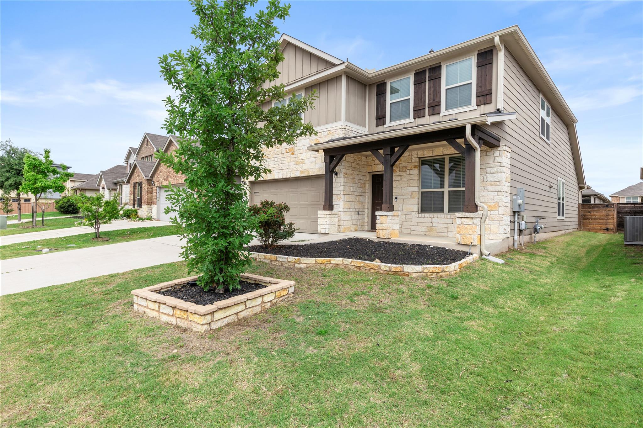 9802 Acero DR — photo 3