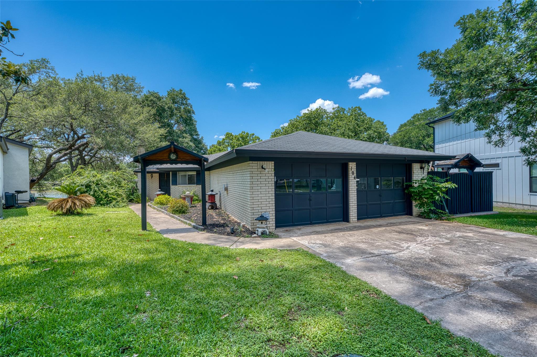 104 Bluebird LN — photo 5
