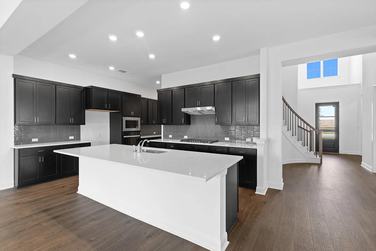 116 Silverbell LN — photo 3