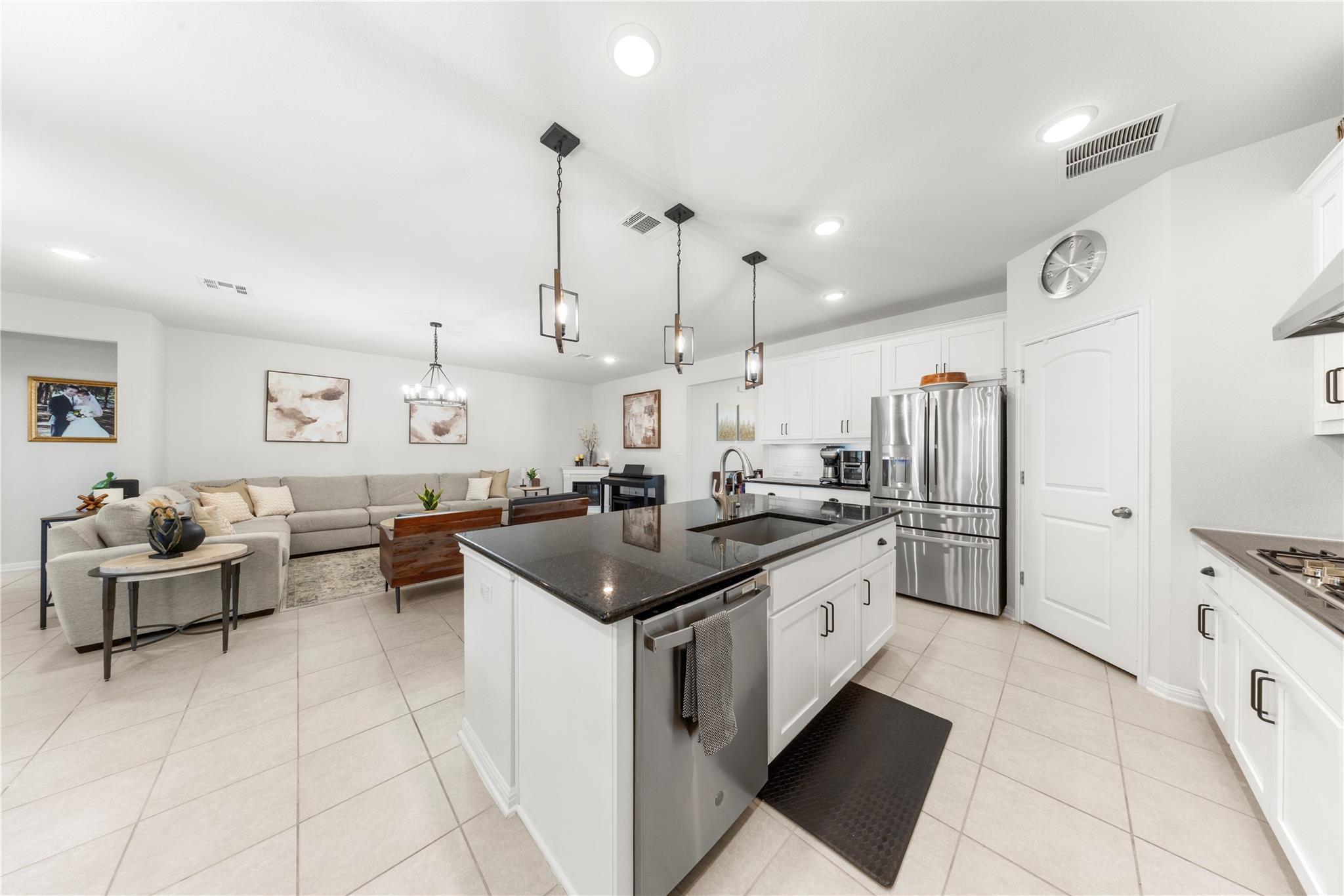 1424 Castalo LN — photo 5