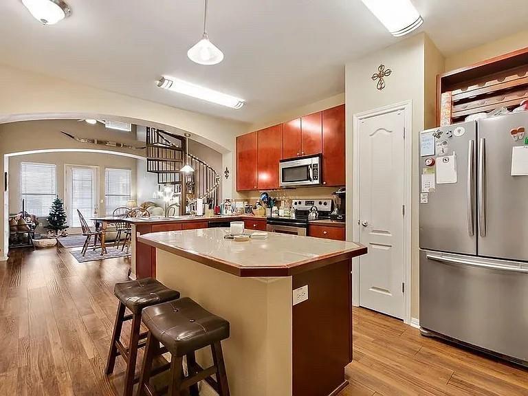 2505 San Gabriel ST #605 — photo 4