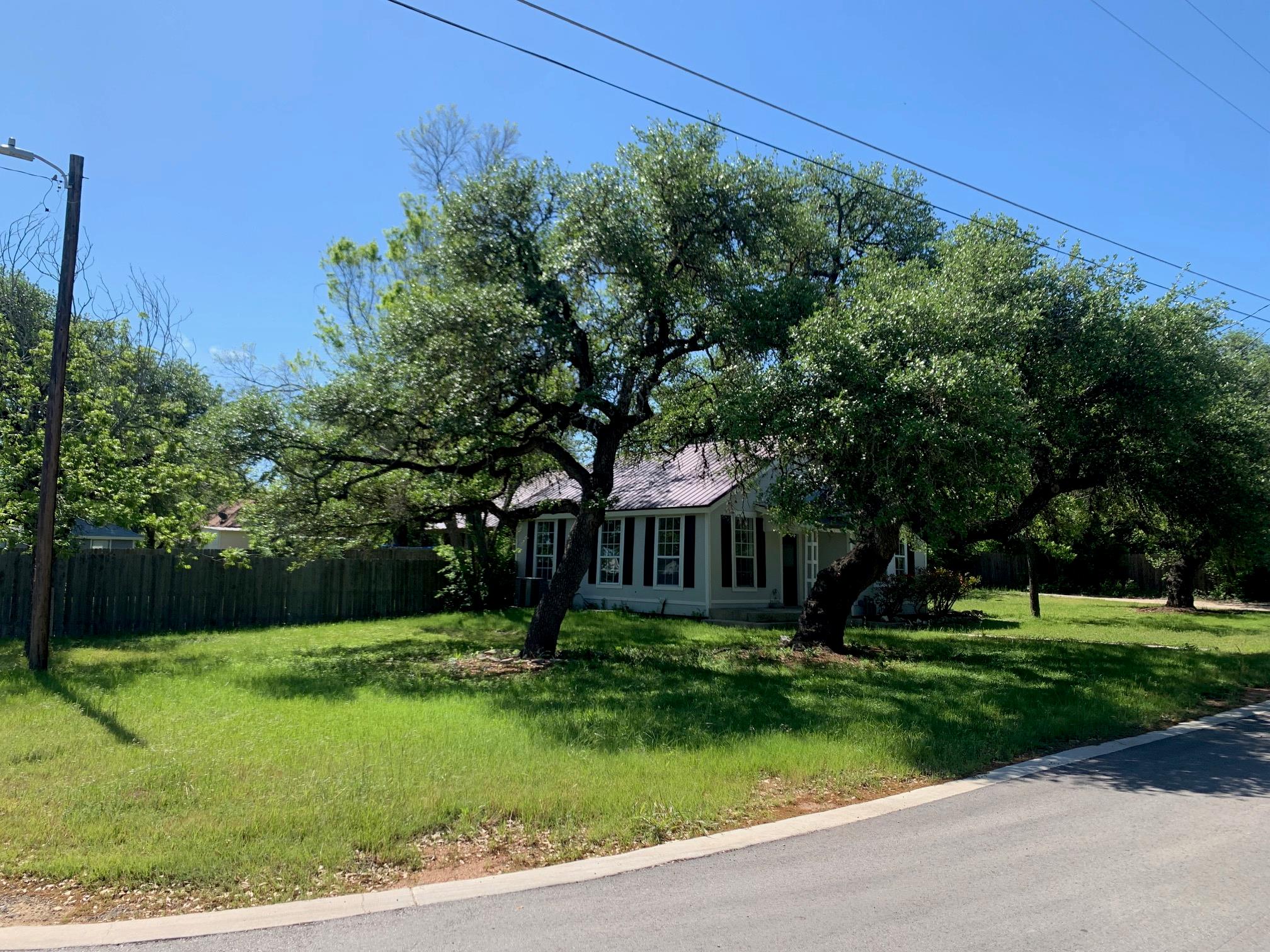 435 West ST — photo 4