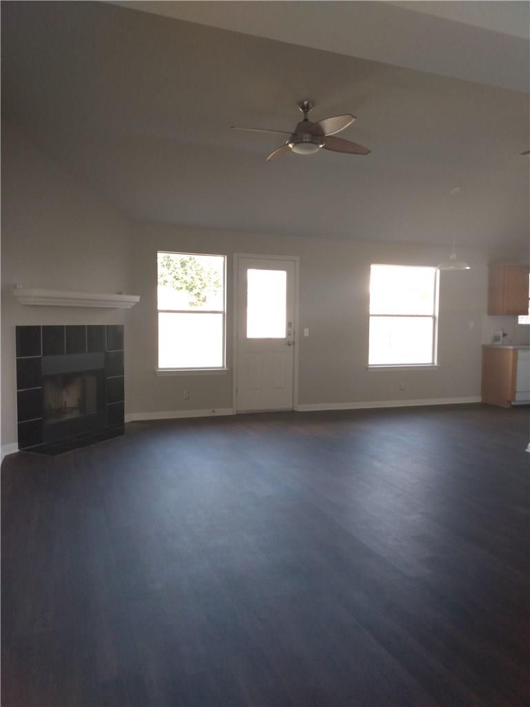 406 Ballentine CT — photo 4