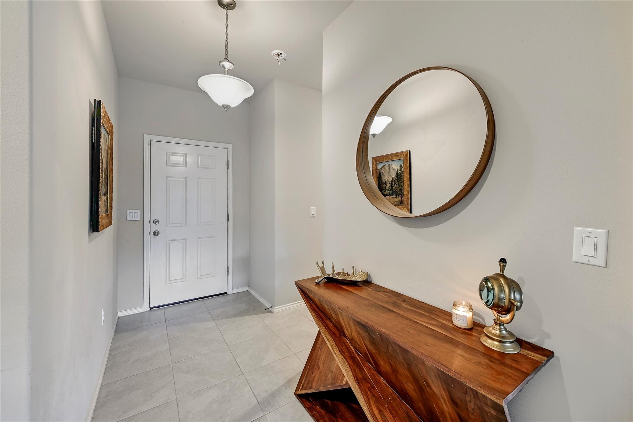 1302 Ponderosa BND — photo 4