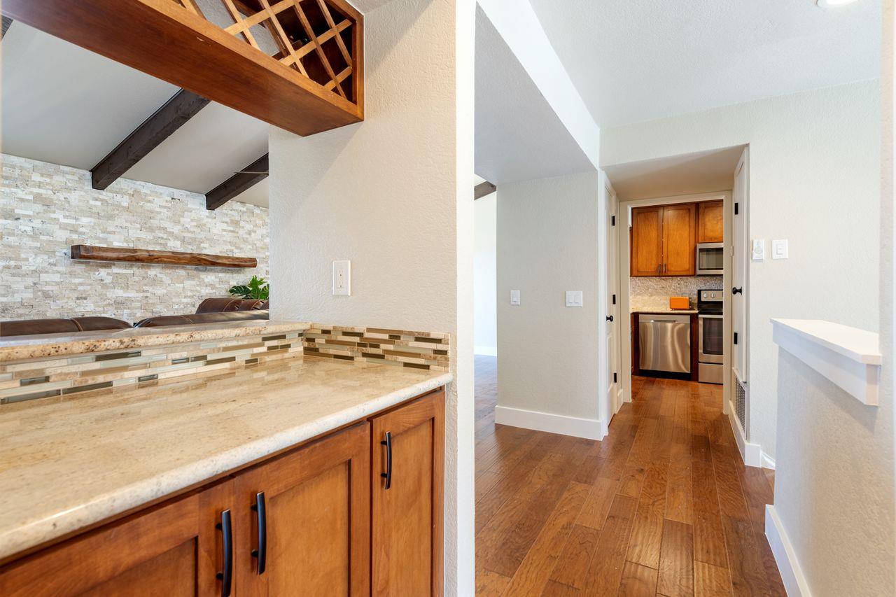 402 Hi Stirrup #E4 — photo 4