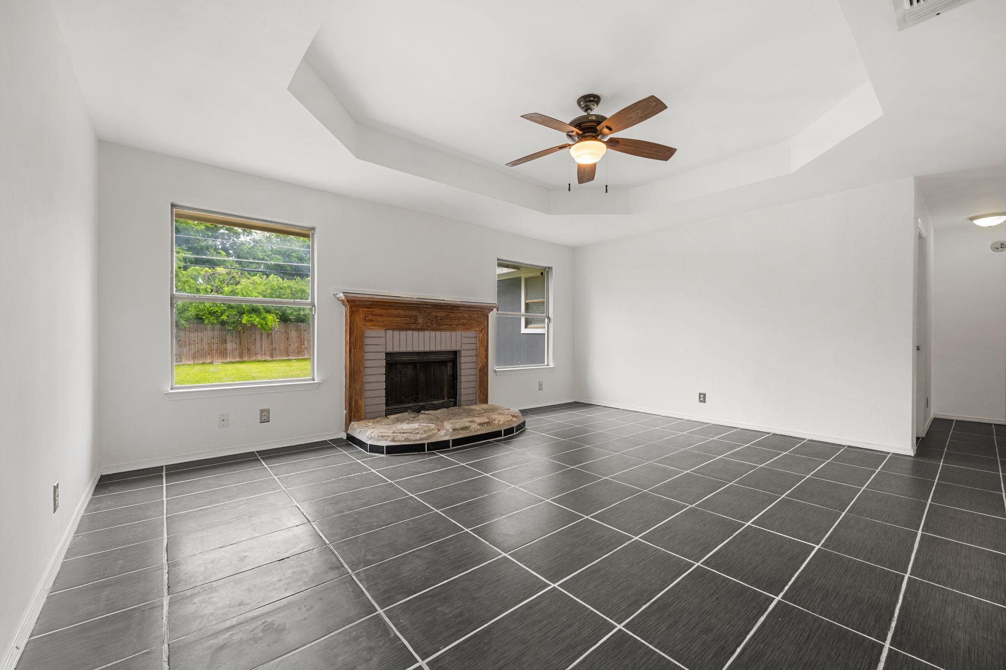 2502 Coach DR — photo 5