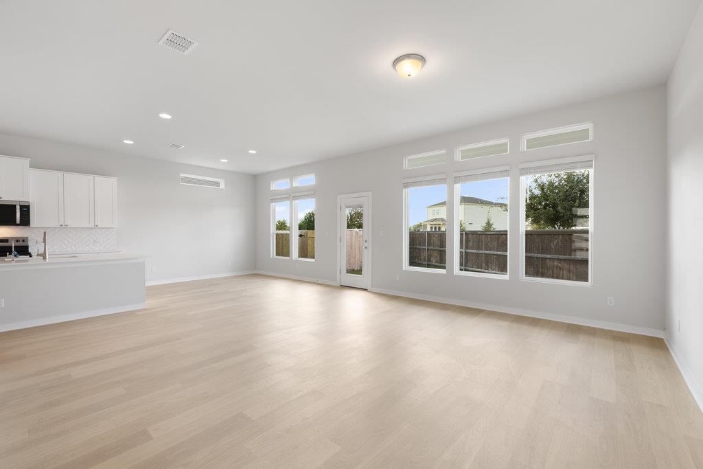 17504 Emperador DR — photo 4