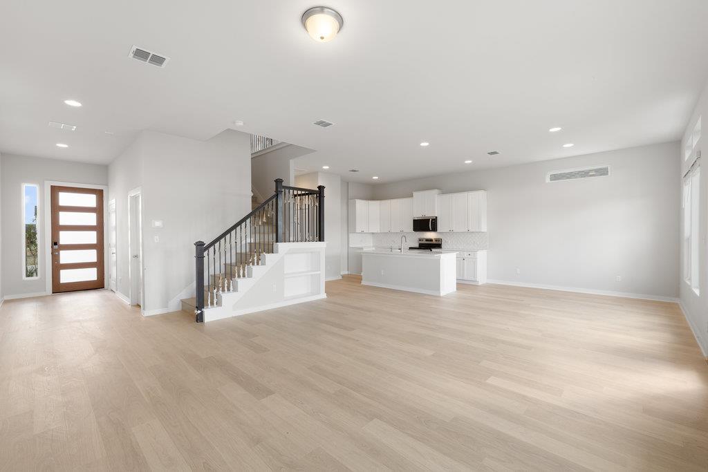 17504 Emperador DR — photo 5