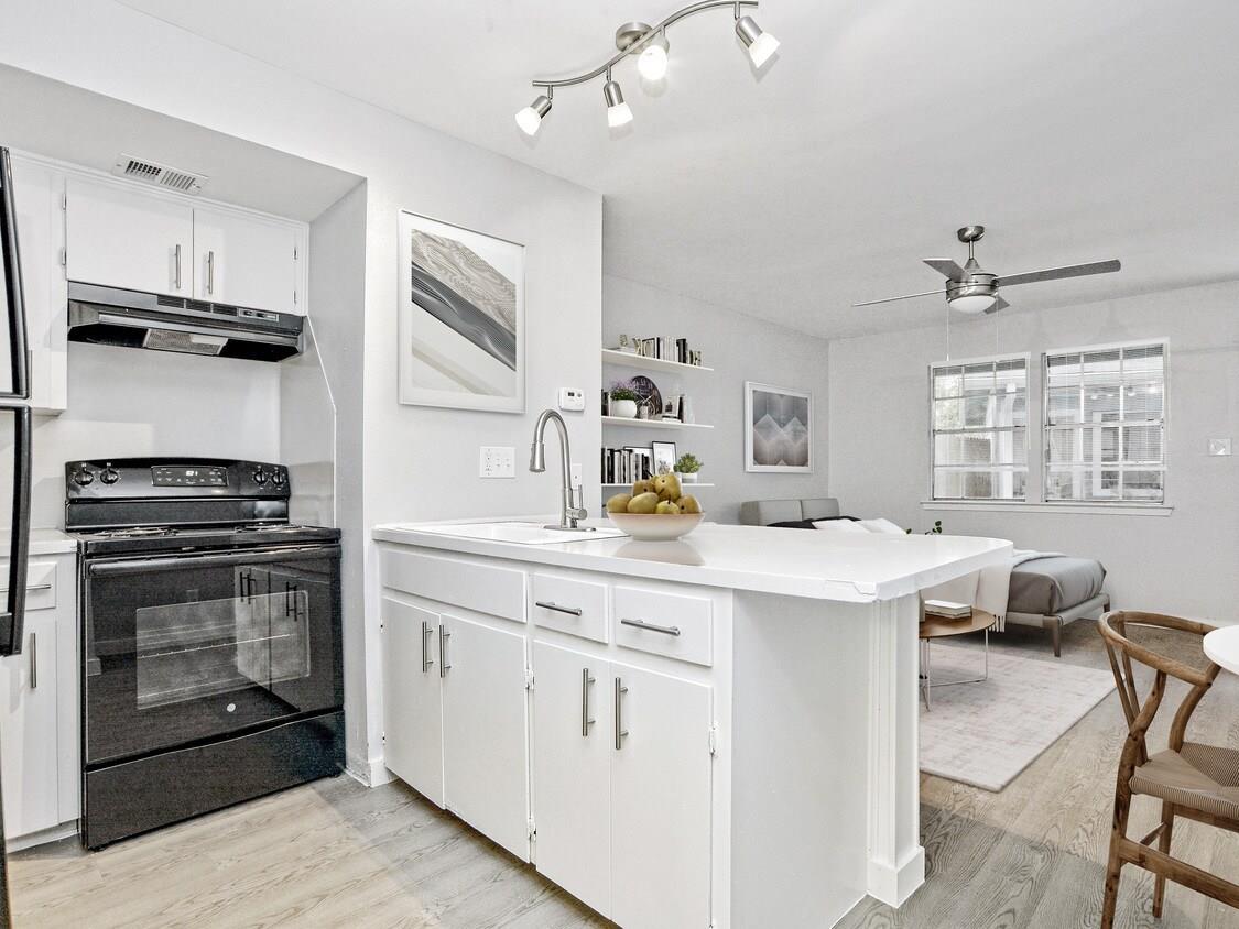6811 Great Northern BLVD #6811K — photo 4