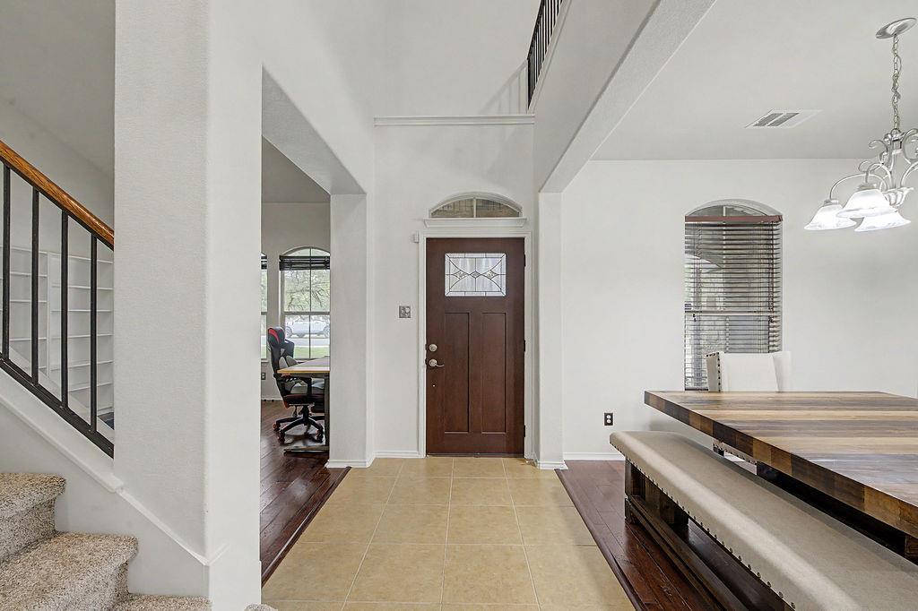 17804 Linkhill DR — photo 4