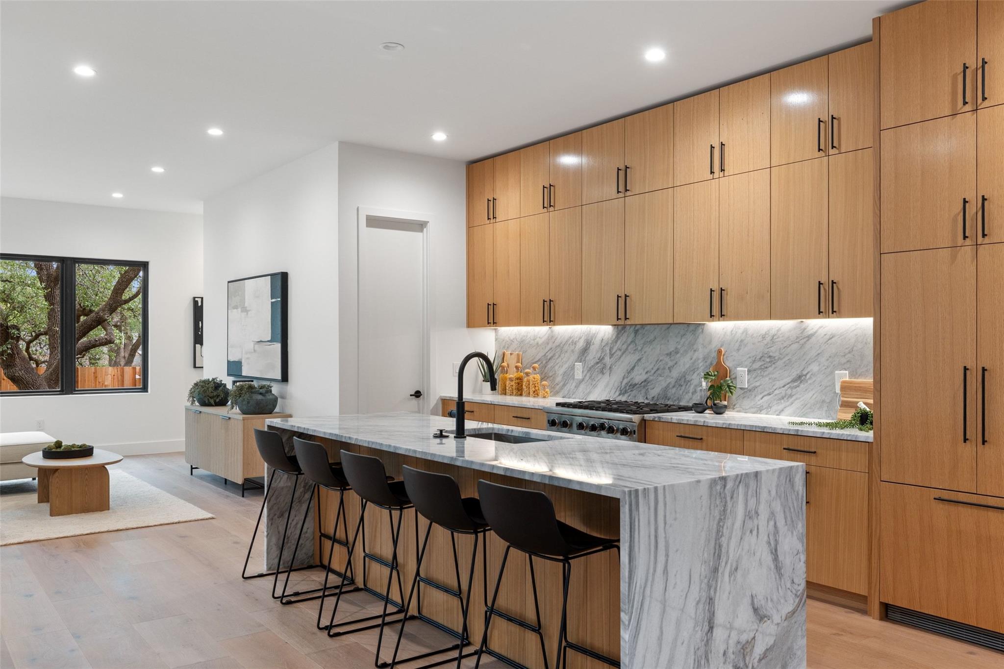 2611 Oak Crest Ave #A & B — photo 4