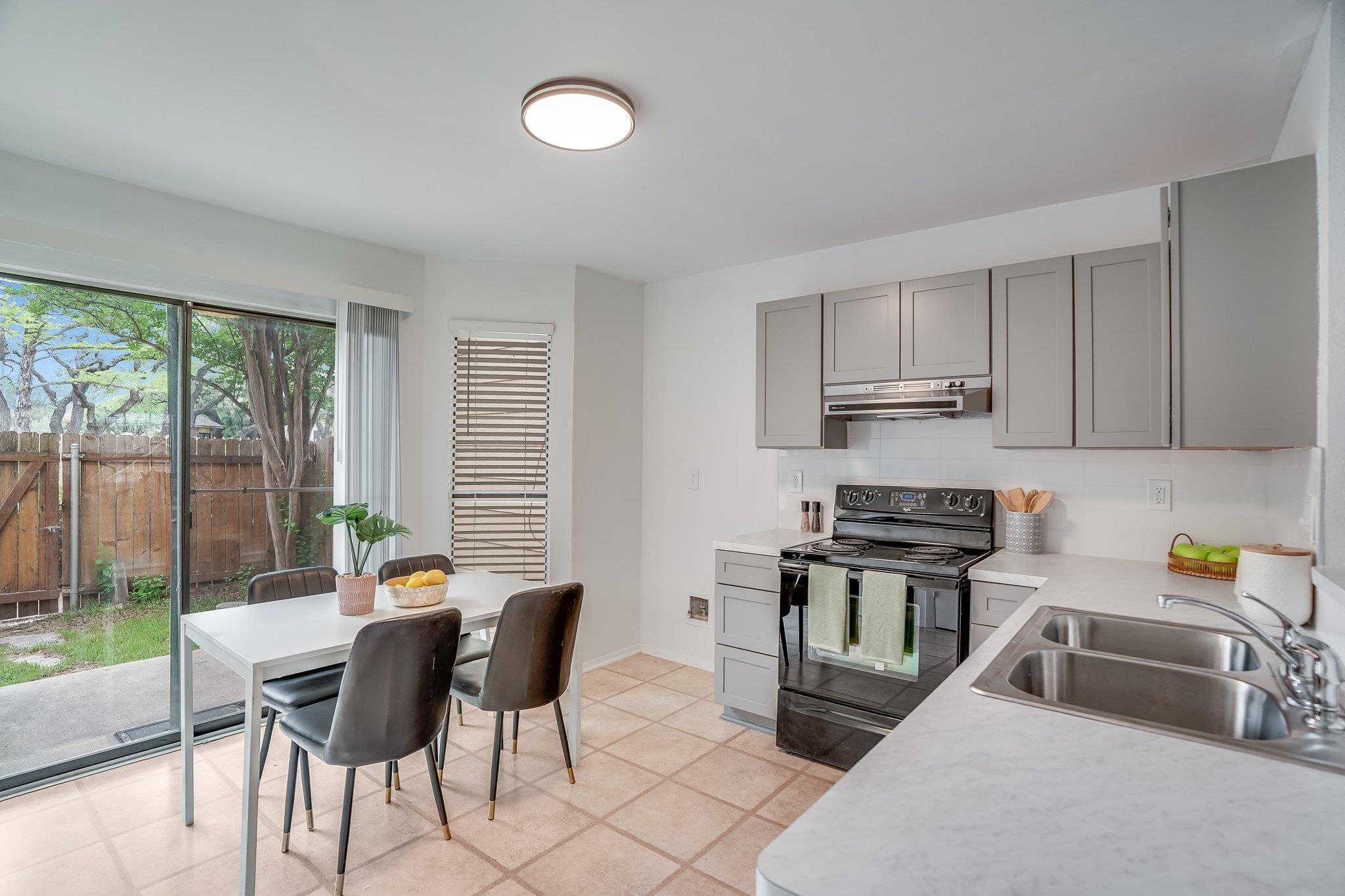 11901 Swearingen DR #37 — photo 4