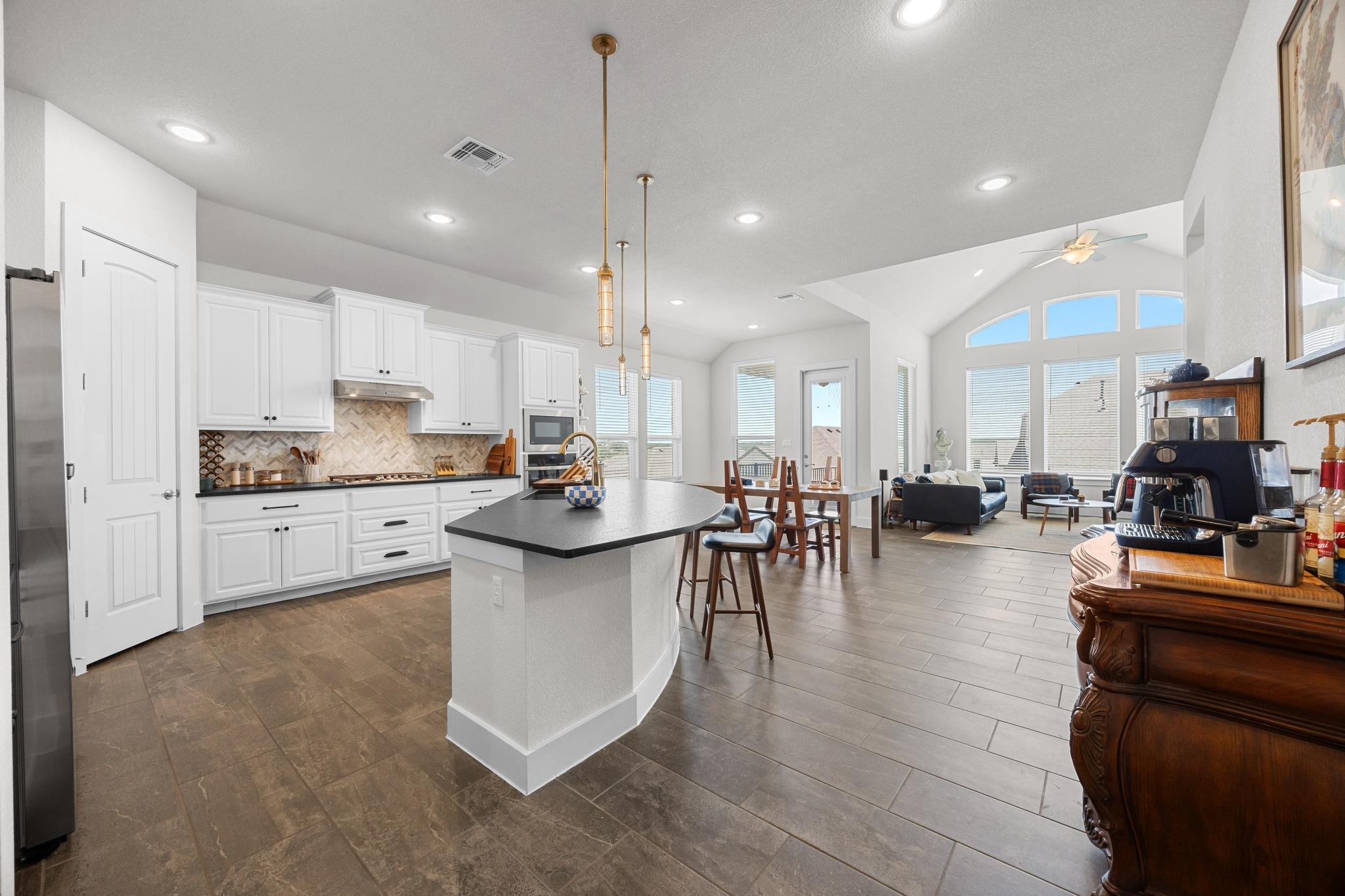 109 High Plains DR — photo 3