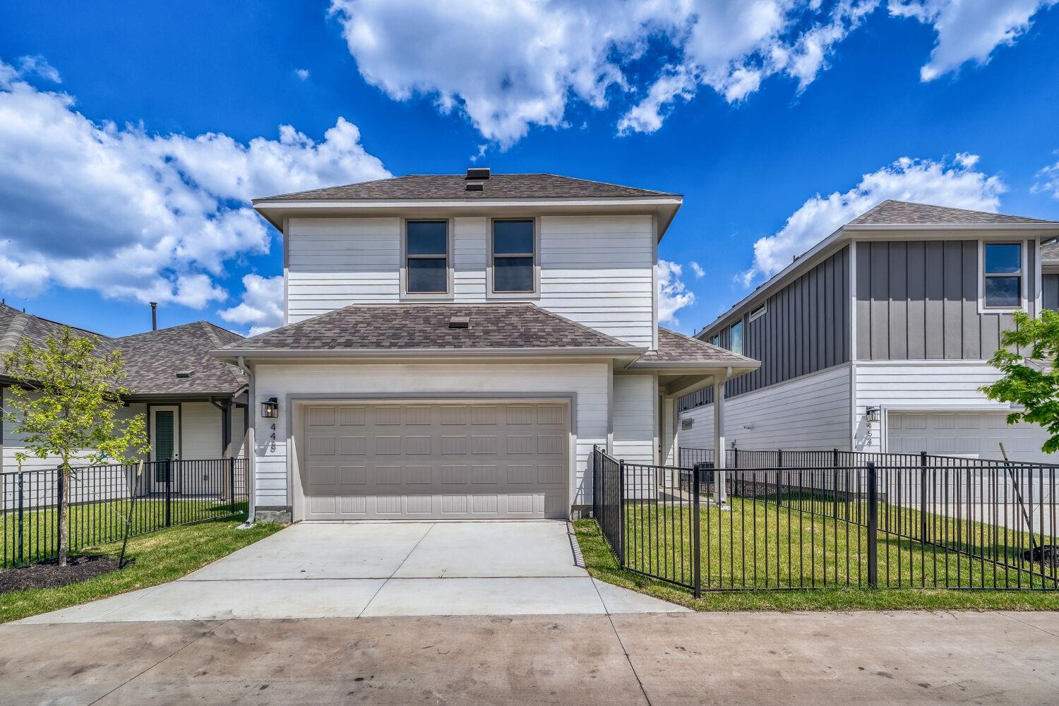 448 Burlington DR — photo 4